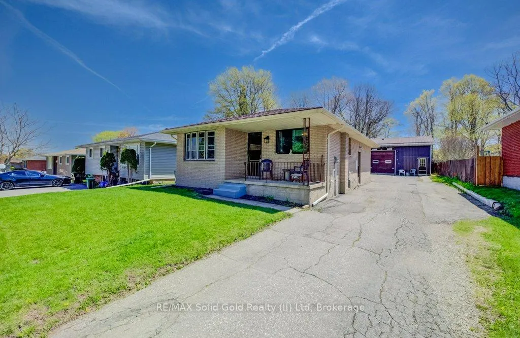 Photo 1 of 291 Westwood Drive, Kitchener — HOMEH