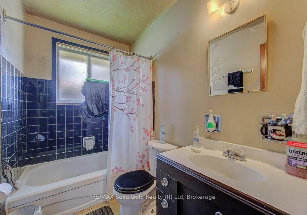 Photo 15 of 291 Westwood Drive, Kitchener — HOMEH