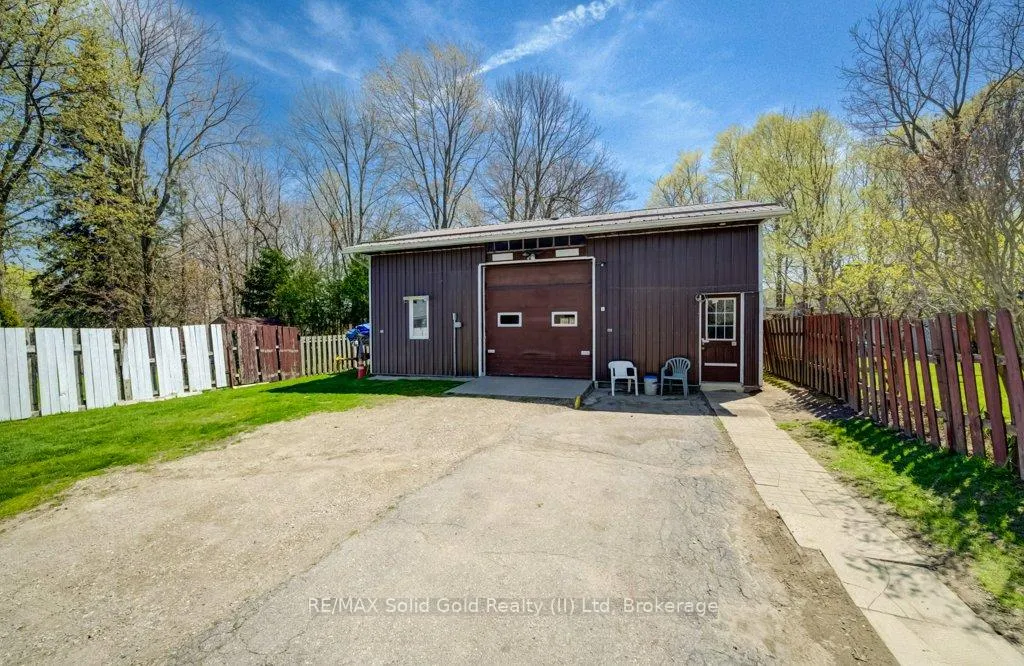 Photo 24 of 291 Westwood Drive, Kitchener — HOMEH