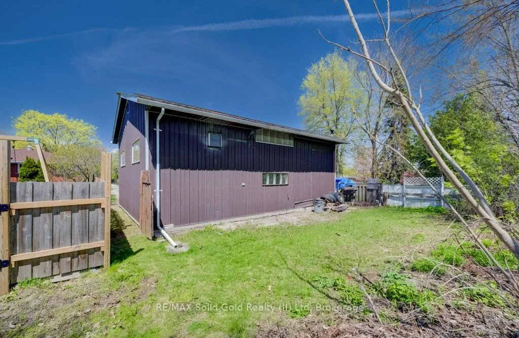 Photo 30 of 291 Westwood Drive, Kitchener — HOMEH