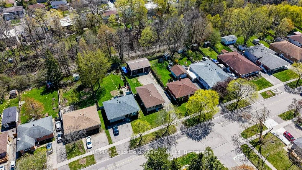 Photo 35 of 291 Westwood Drive, Kitchener — HOMEH