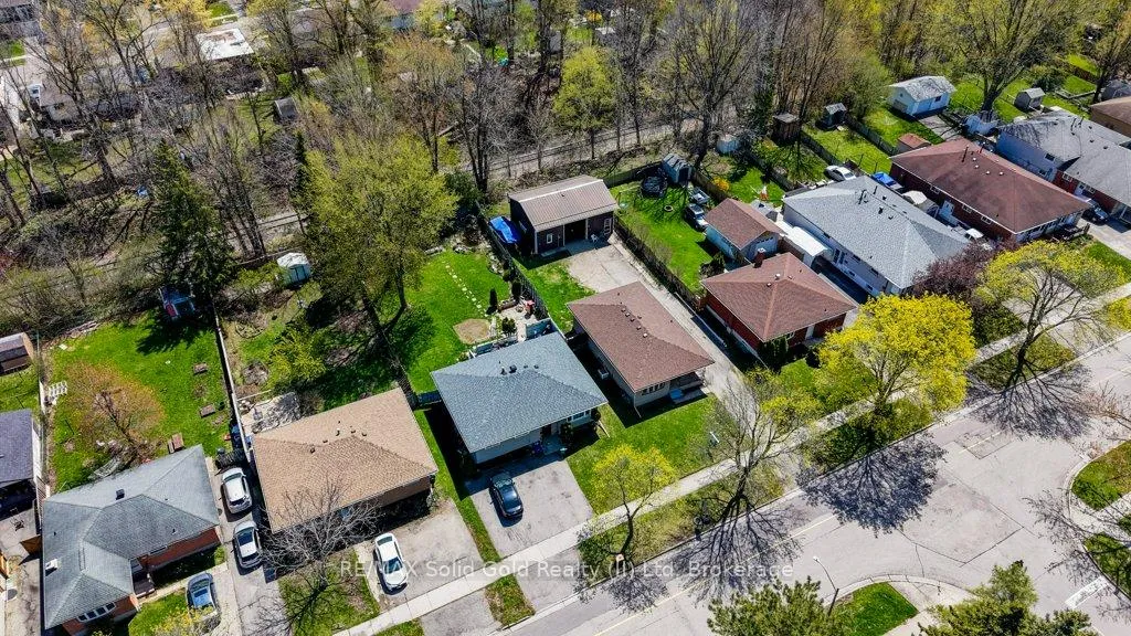Photo 37 of 291 Westwood Drive, Kitchener — HOMEH
