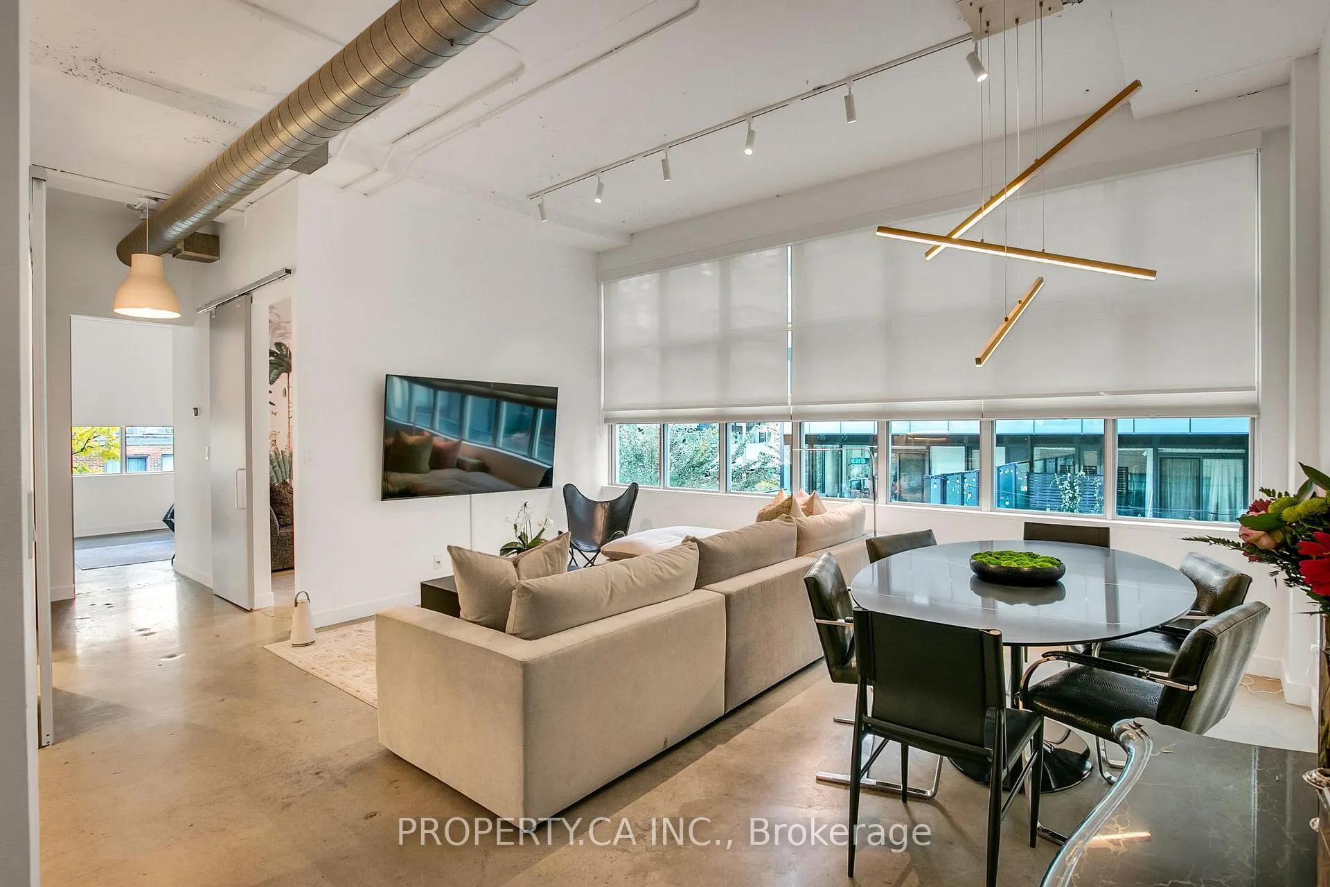 Photo 1 of Unit 306, 188 Eglinton Avenue E, Toronto, Mount Pleasant West — HOMEH