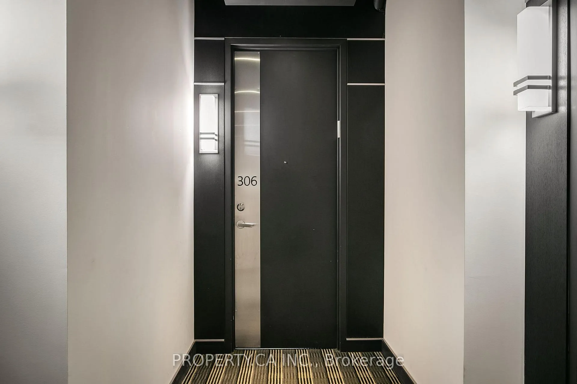 Photo 2 of Unit 306, 188 Eglinton Avenue E, Toronto, Mount Pleasant West — HOMEH