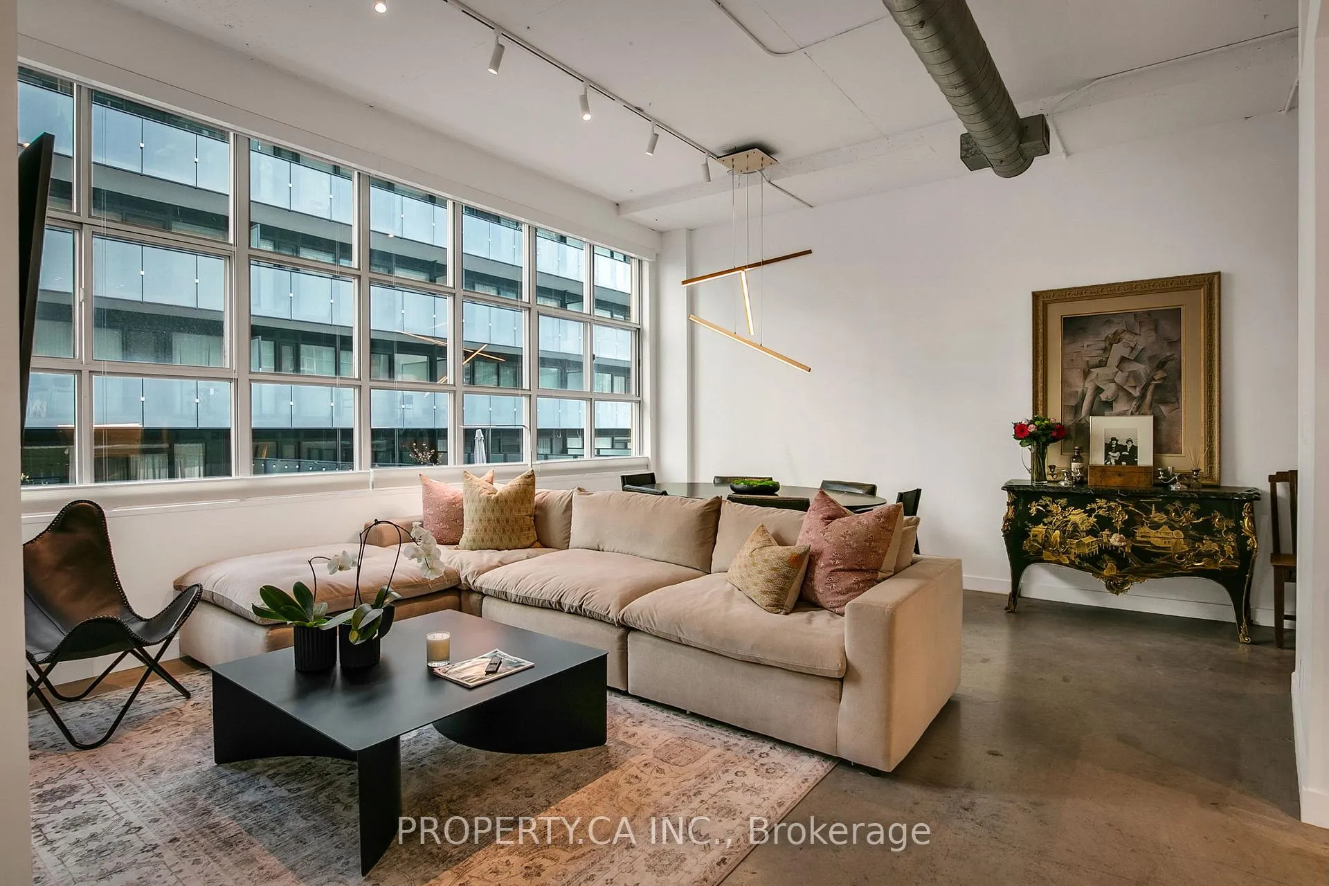 Photo 8 of Unit 306, 188 Eglinton Avenue E, Toronto, Mount Pleasant West — HOMEH