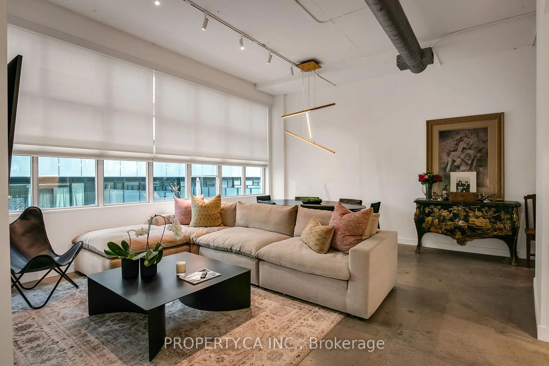 Photo 10 of Unit 306, 188 Eglinton Avenue E, Toronto, Mount Pleasant West — HOMEH