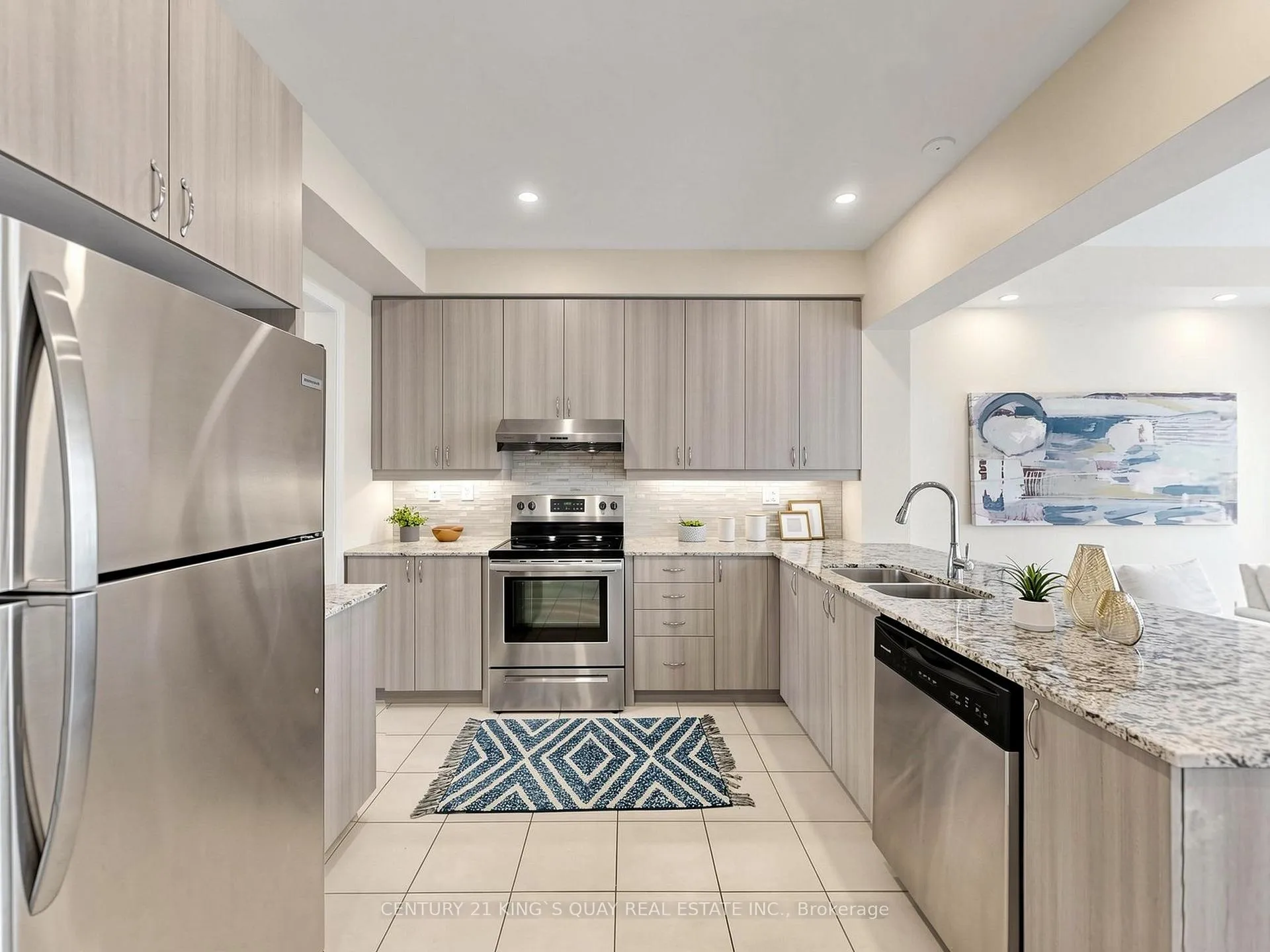 Photo 9 of 106 Sandwell Street, Vaughan, Vellore Village — HOMEH