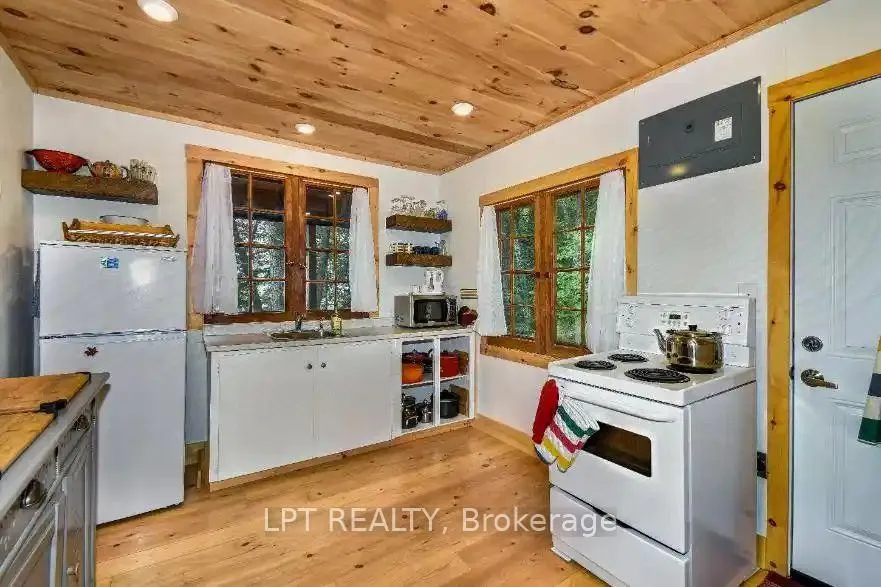 Photo 20 of Unit 1431, 00 60 Highway, South Algonquin — HOMEH