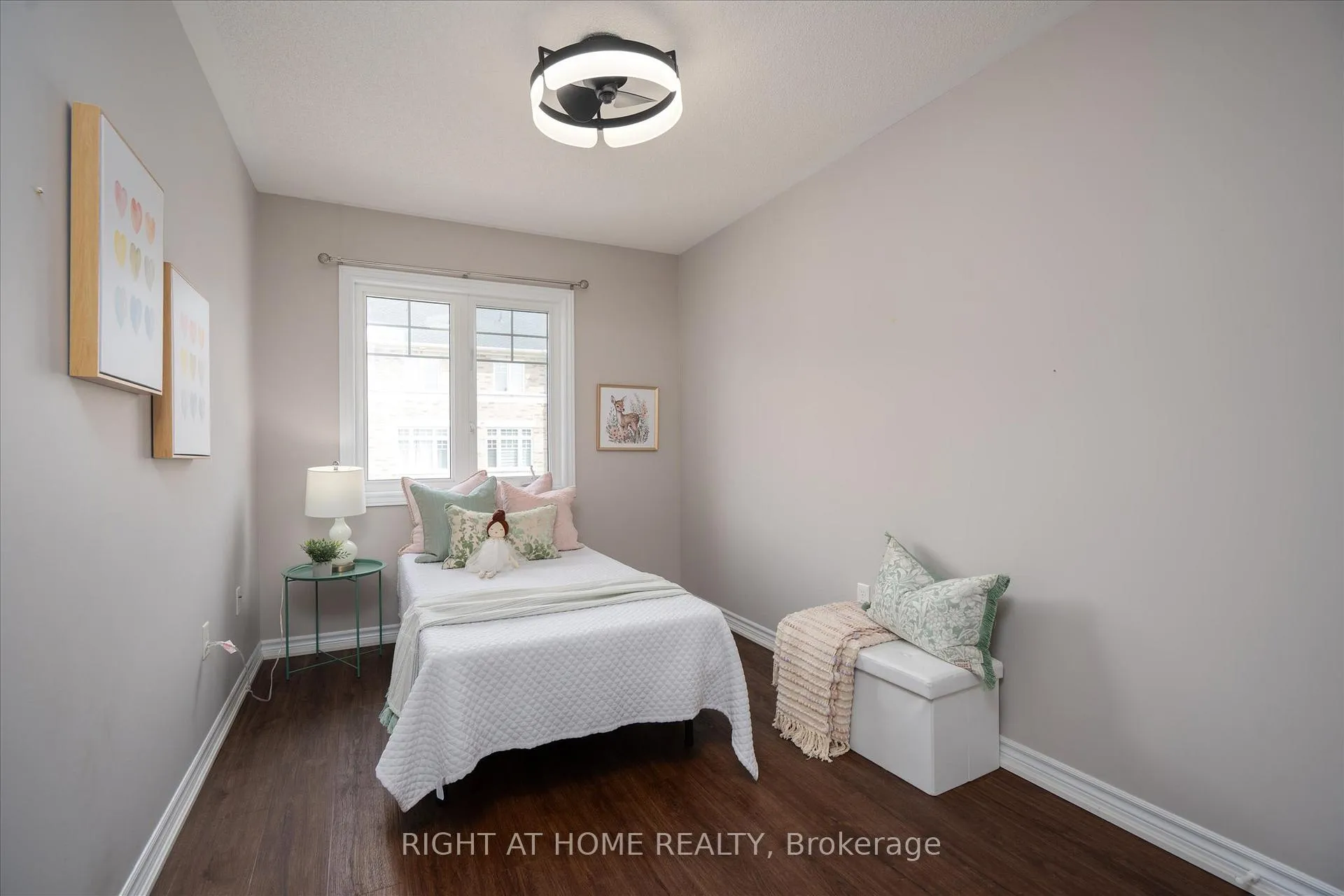 Photo 19 of 40 Markham Trail, Clarington, Bowmanville — HOMEH