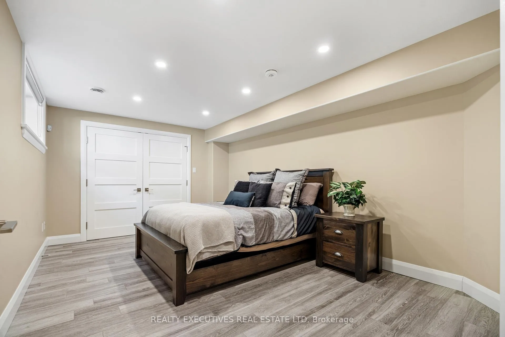 Photo 32 of 13 Flett Street, Edwardsburgh/Cardinal, Town of Cardinal — HOMEH