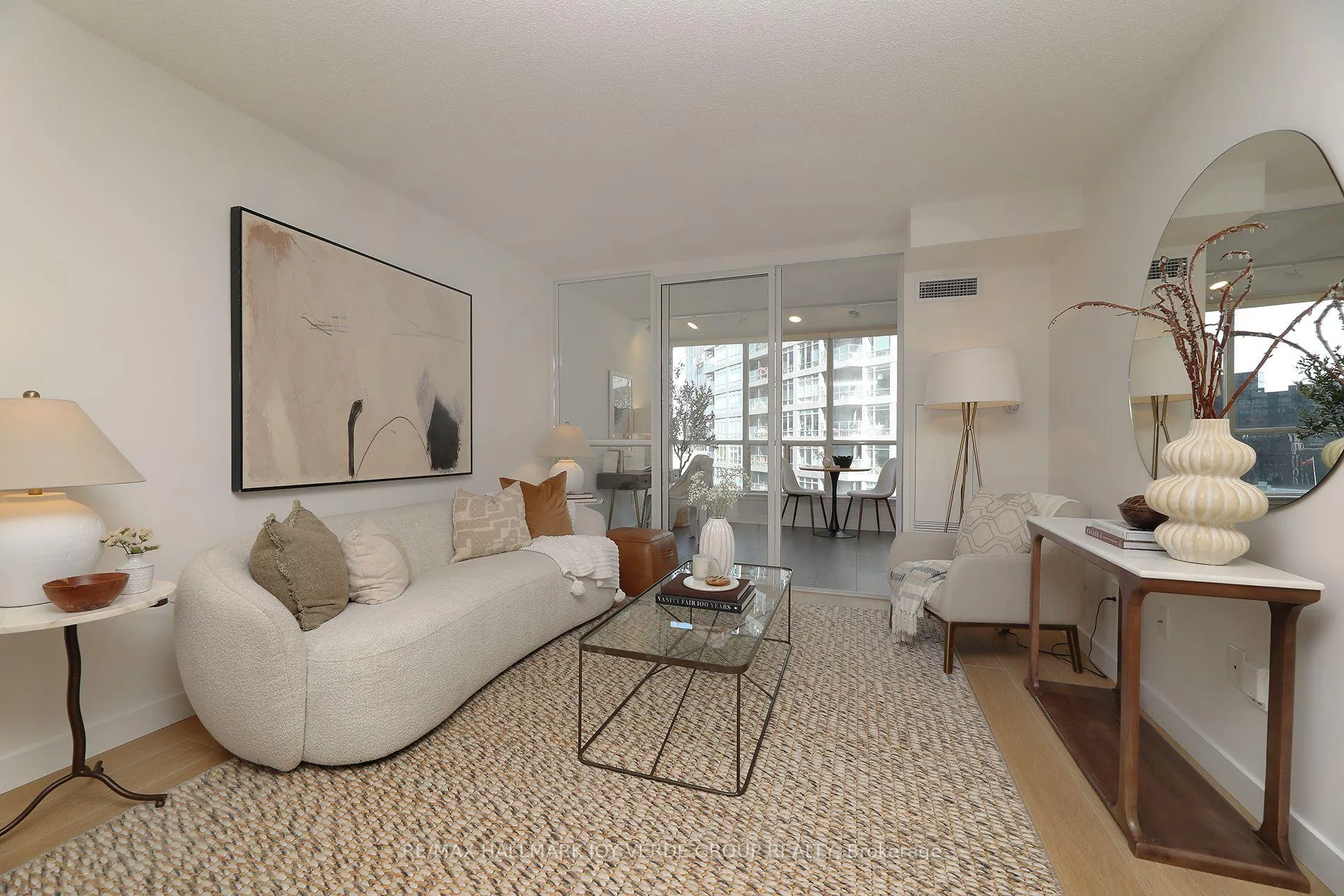 Photo 10 of Unit 906, 30 Holly Street, Toronto, Mount Pleasant West — HOMEH