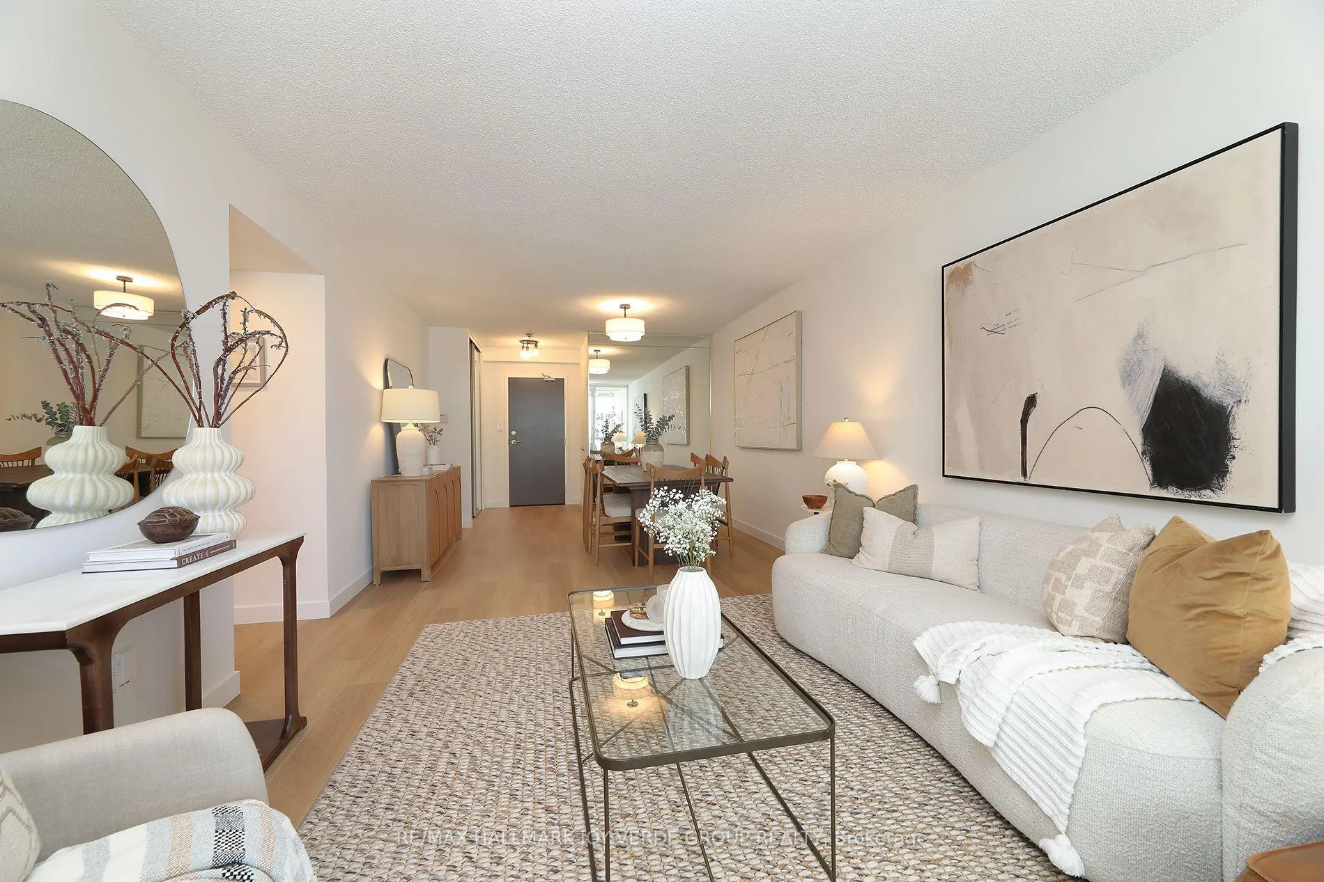 Photo 12 of Unit 906, 30 Holly Street, Toronto, Mount Pleasant West — HOMEH