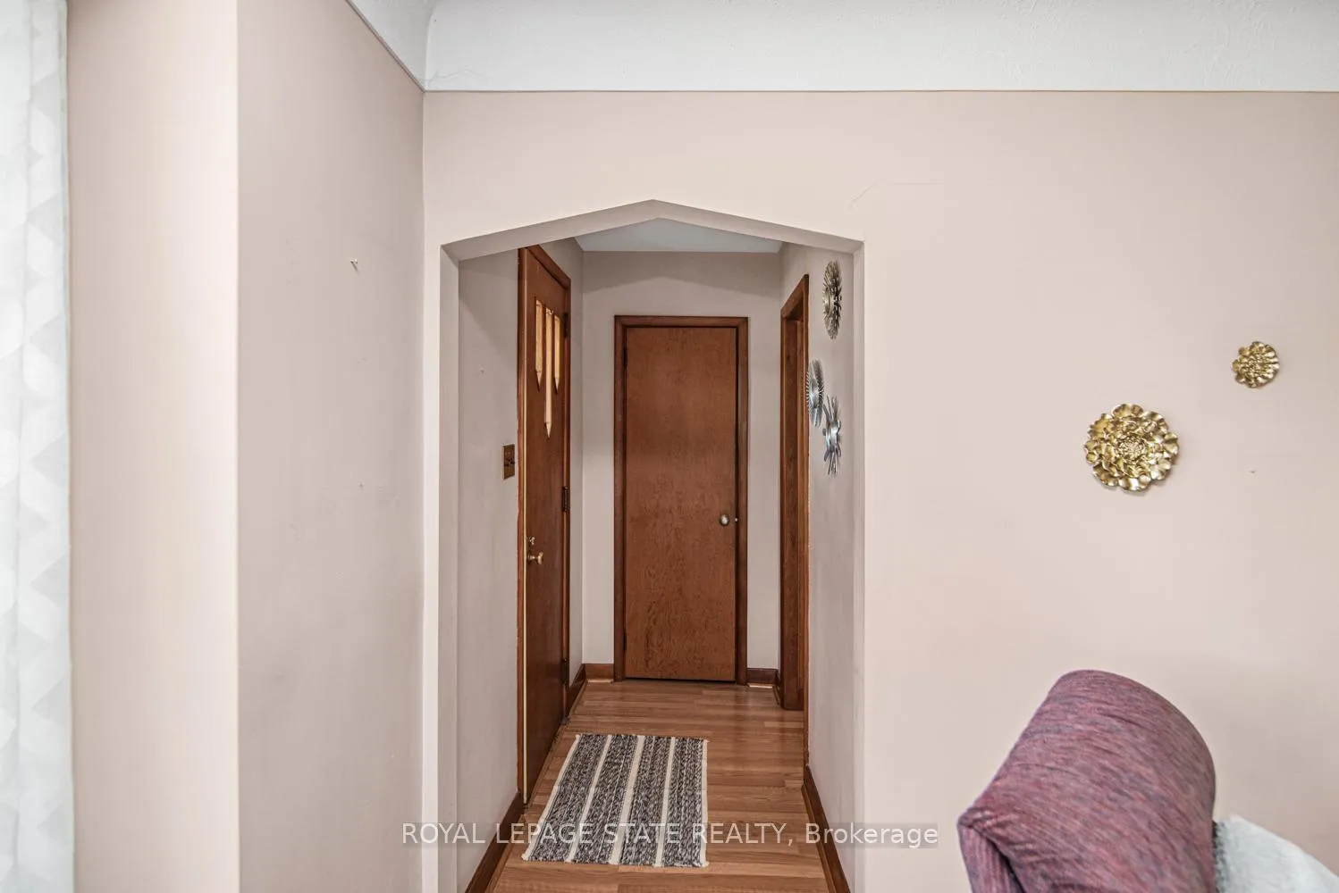 Photo 7 of 791 Brucedale Avenue E, Hamilton, Raleigh — HOMEH