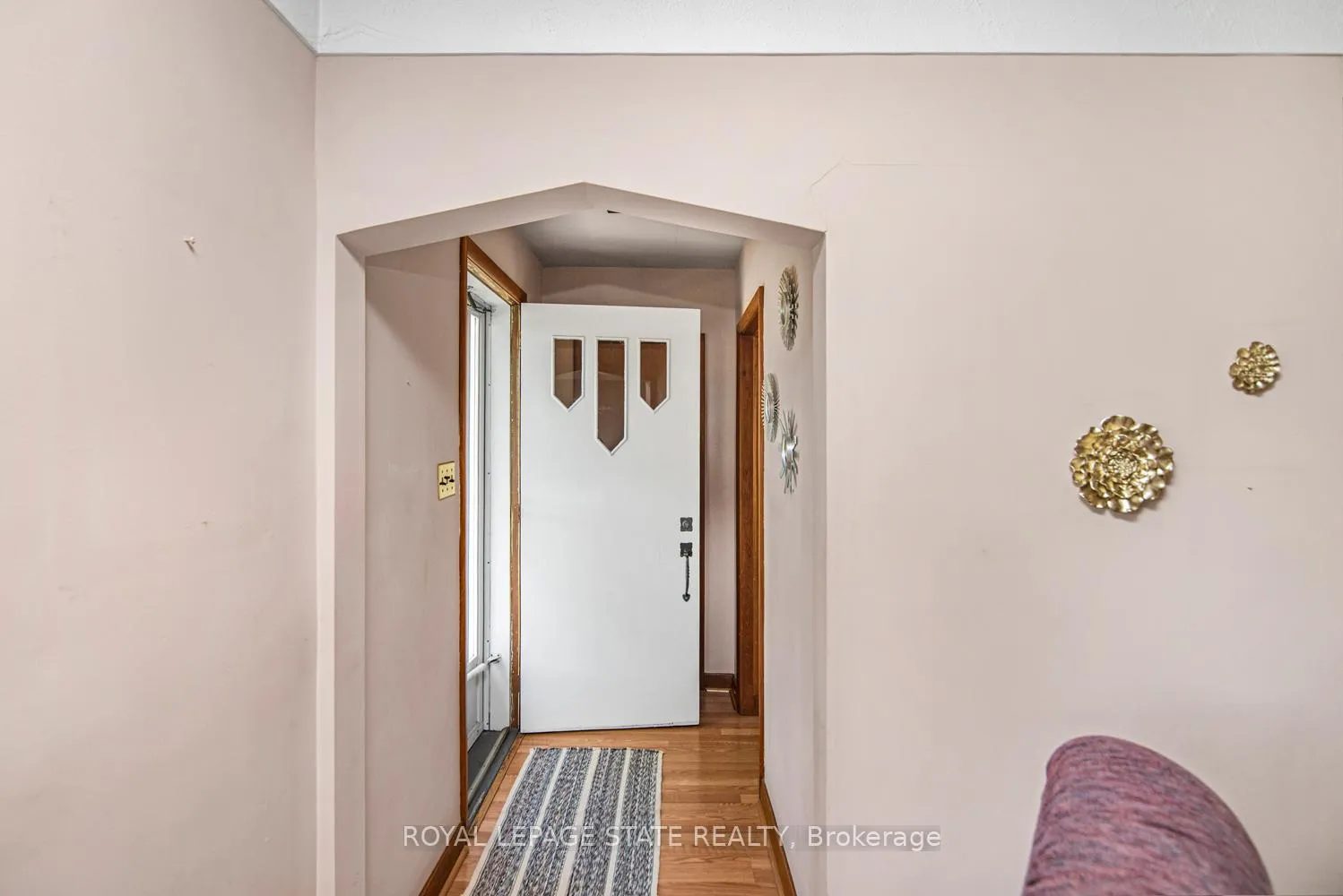 Photo 8 of 791 Brucedale Avenue E, Hamilton, Raleigh — HOMEH