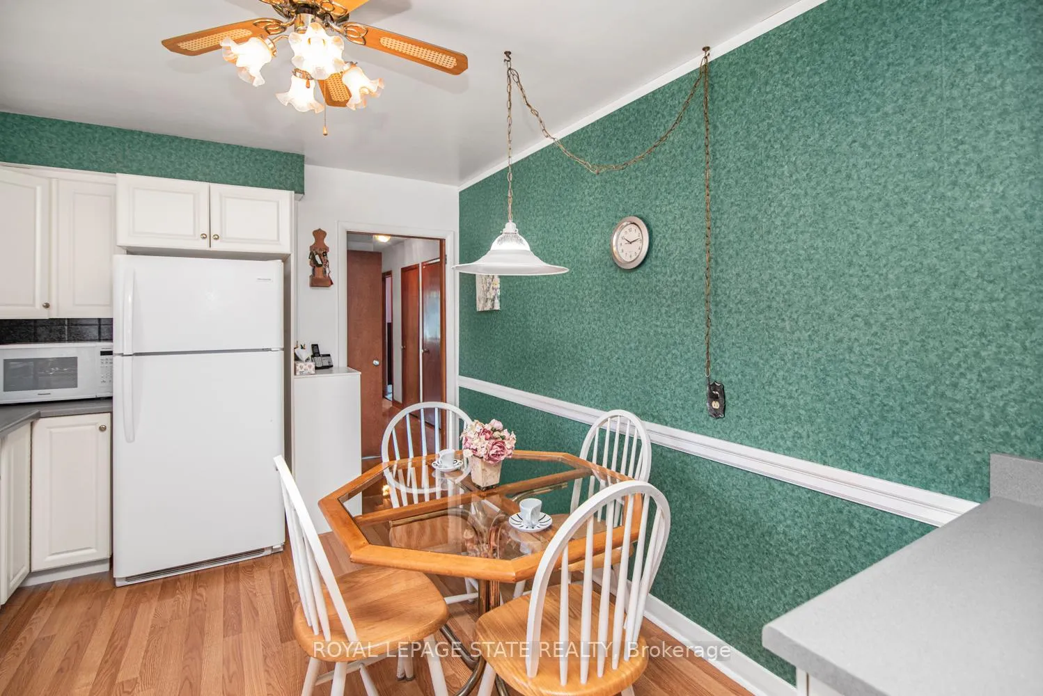 Photo 17 of 791 Brucedale Avenue E, Hamilton, Raleigh — HOMEH
