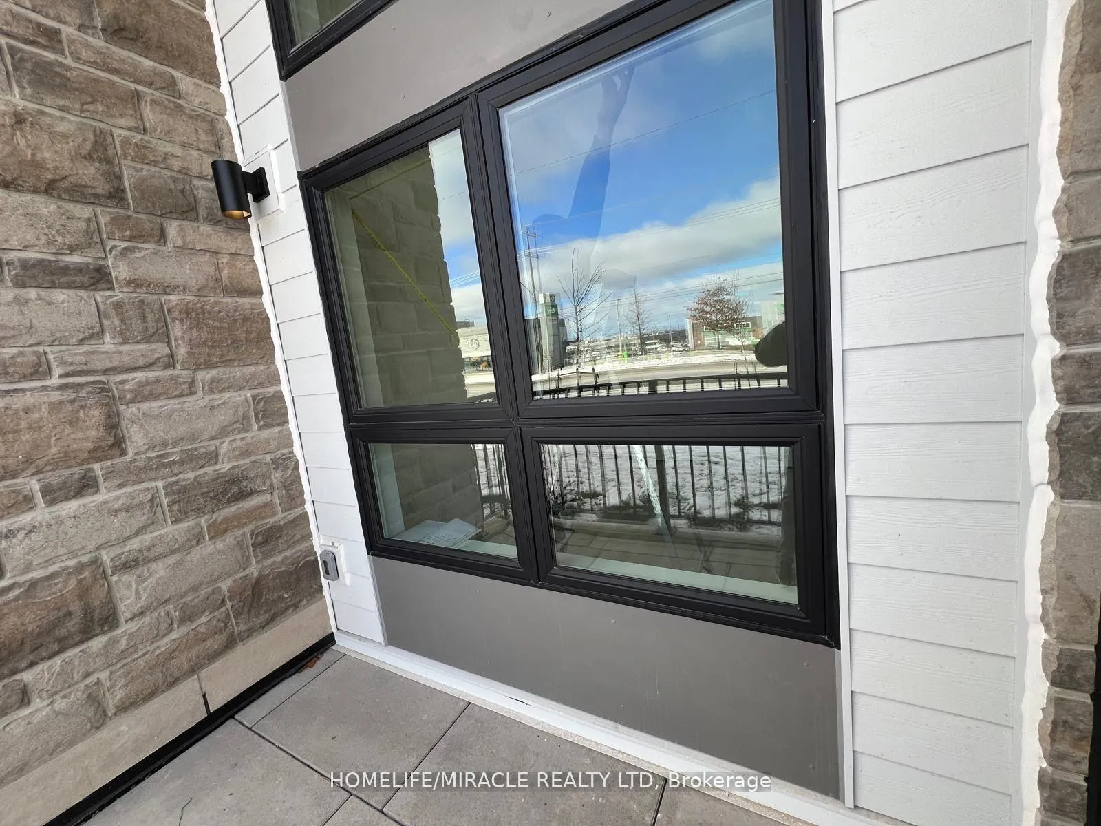 Photo 9 of Unit 111, 101 Golden Eagle Road, Waterloo, North Lakeshore — HOMEH
