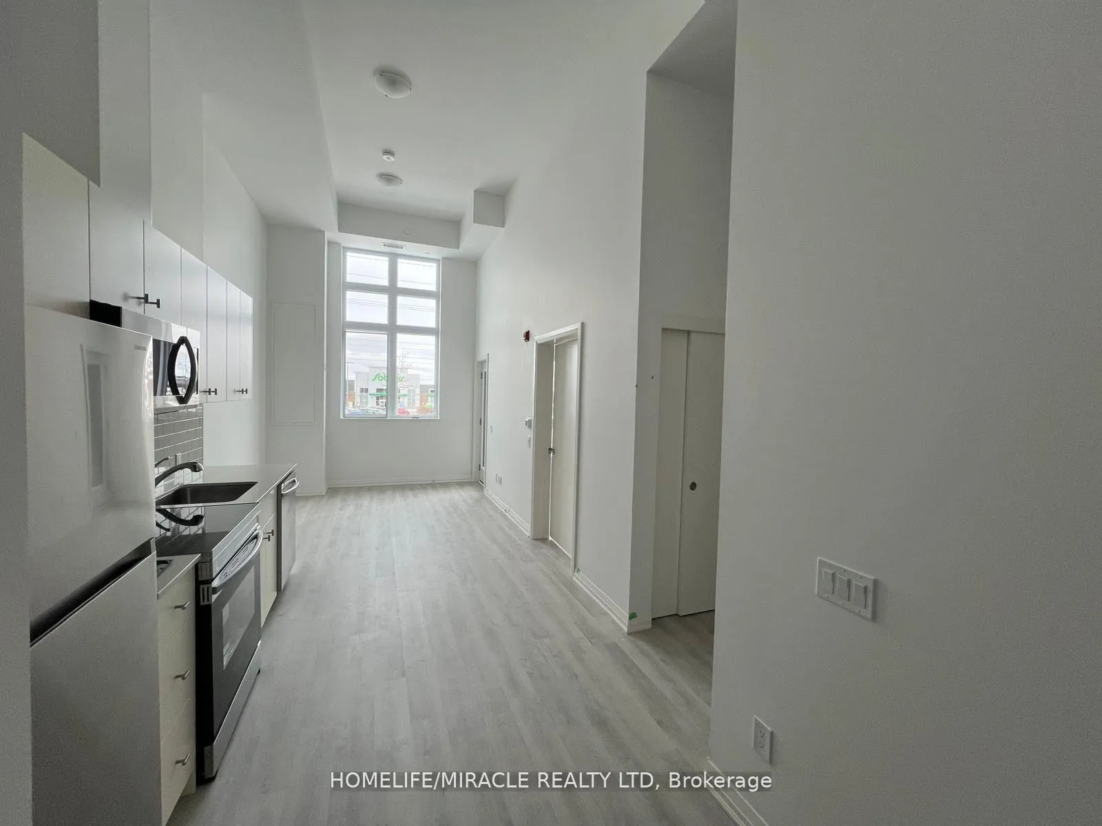 Photo 15 of Unit 111, 101 Golden Eagle Road, Waterloo, North Lakeshore — HOMEH