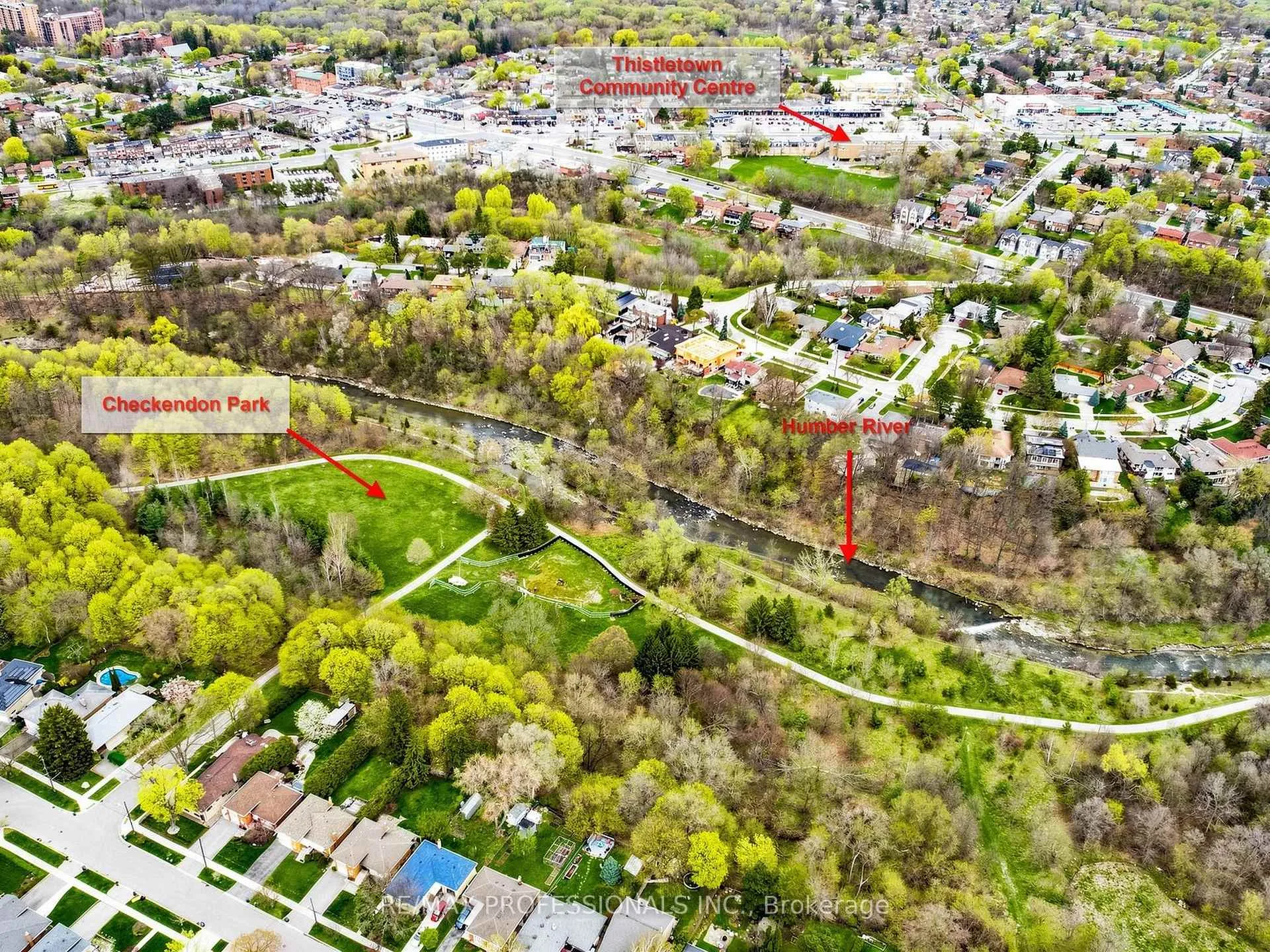 Photo 32 of 26 Henley Crescent, Etobicoke, Rexdale-Kipling — HOMEH