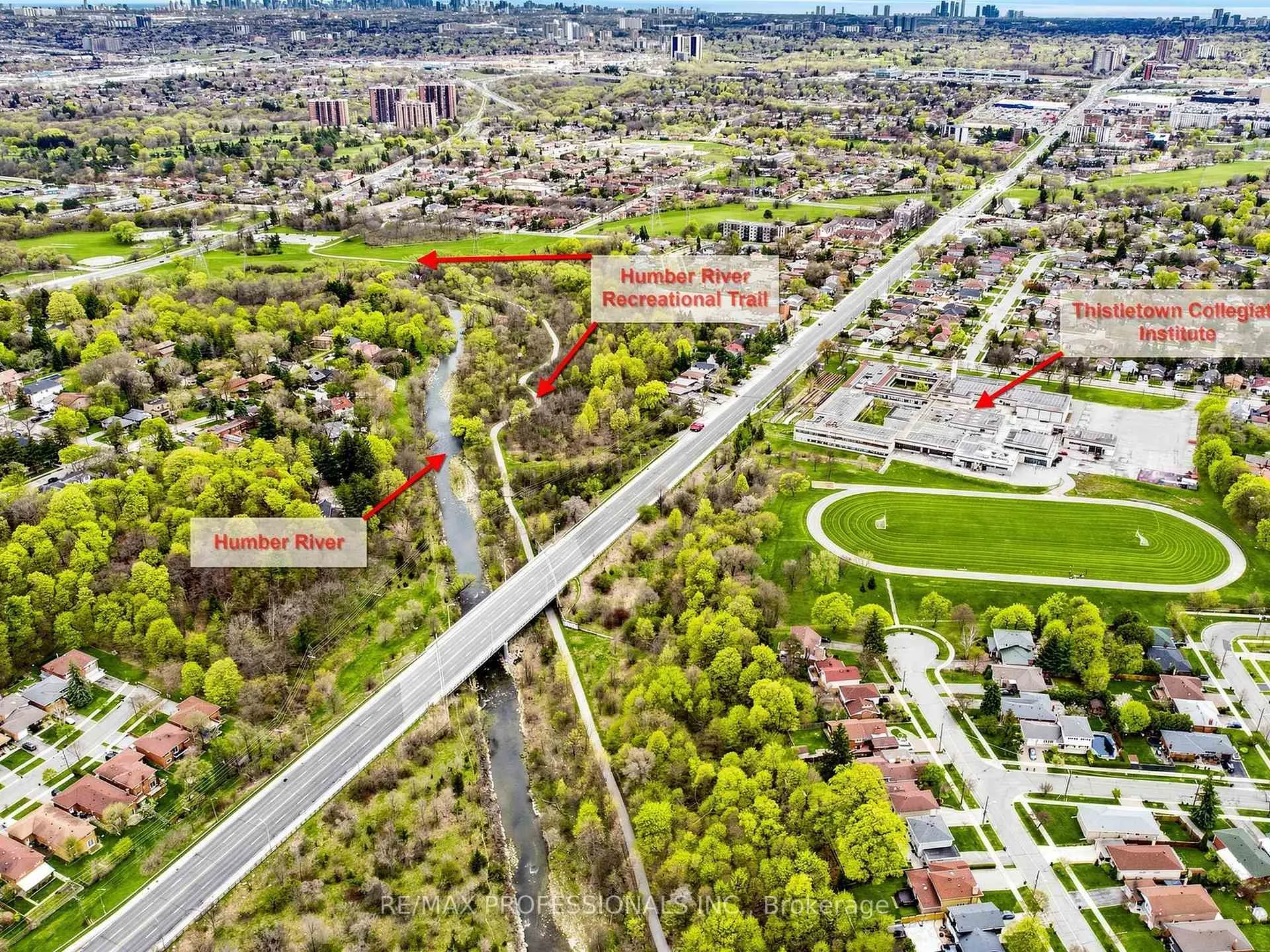 Photo 34 of 26 Henley Crescent, Etobicoke, Rexdale-Kipling — HOMEH