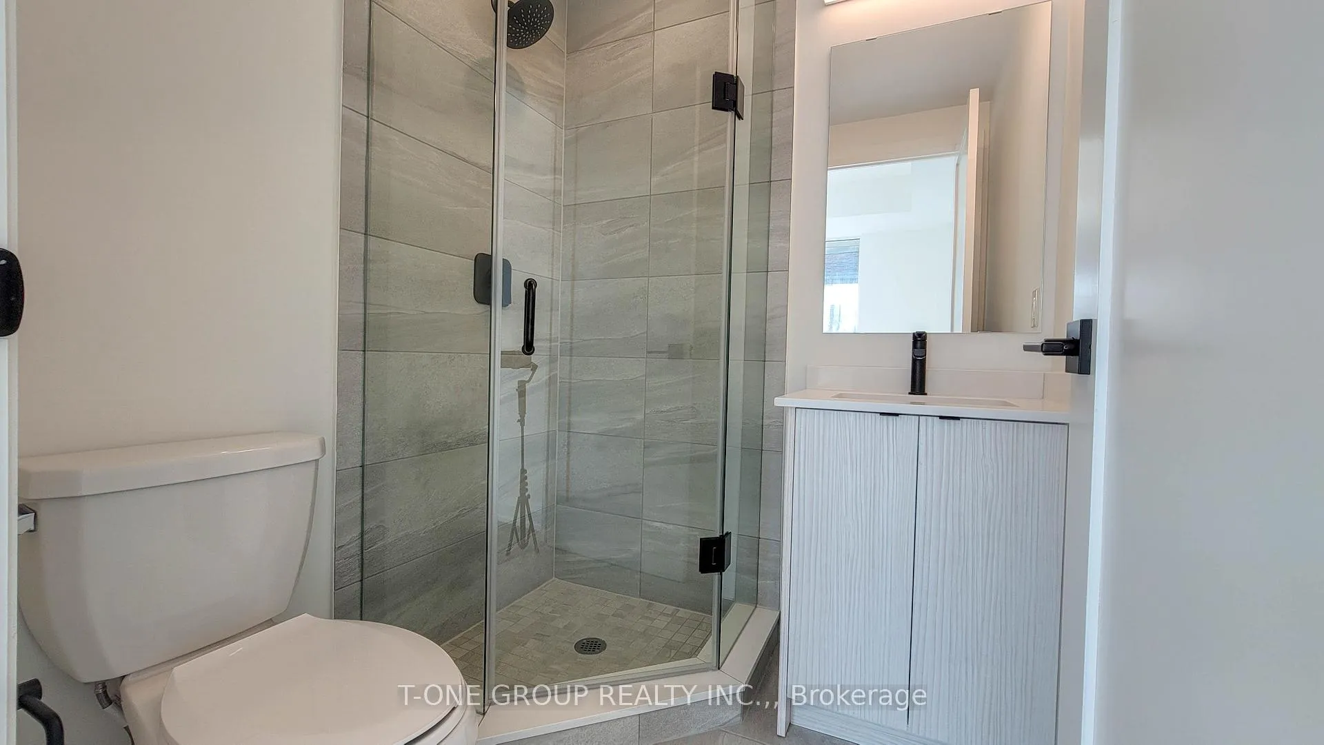 Photo 9 of Unit 318, 2369 Danforth Avenue, Toronto, East End-Danforth — HOMEH