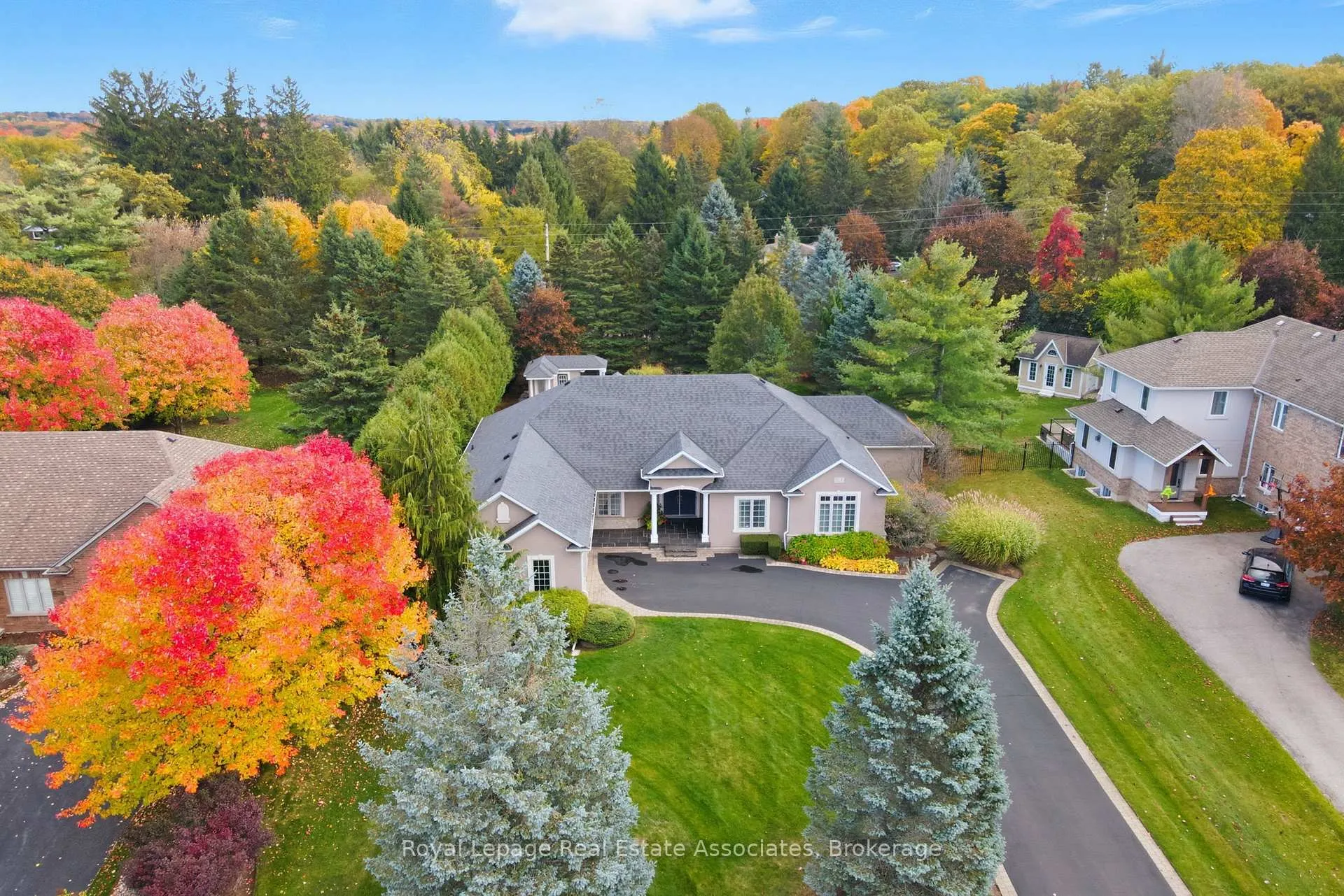 Photo 45 of 7 Appaloosa Trail, Hamilton, Carlisle — HOMEH