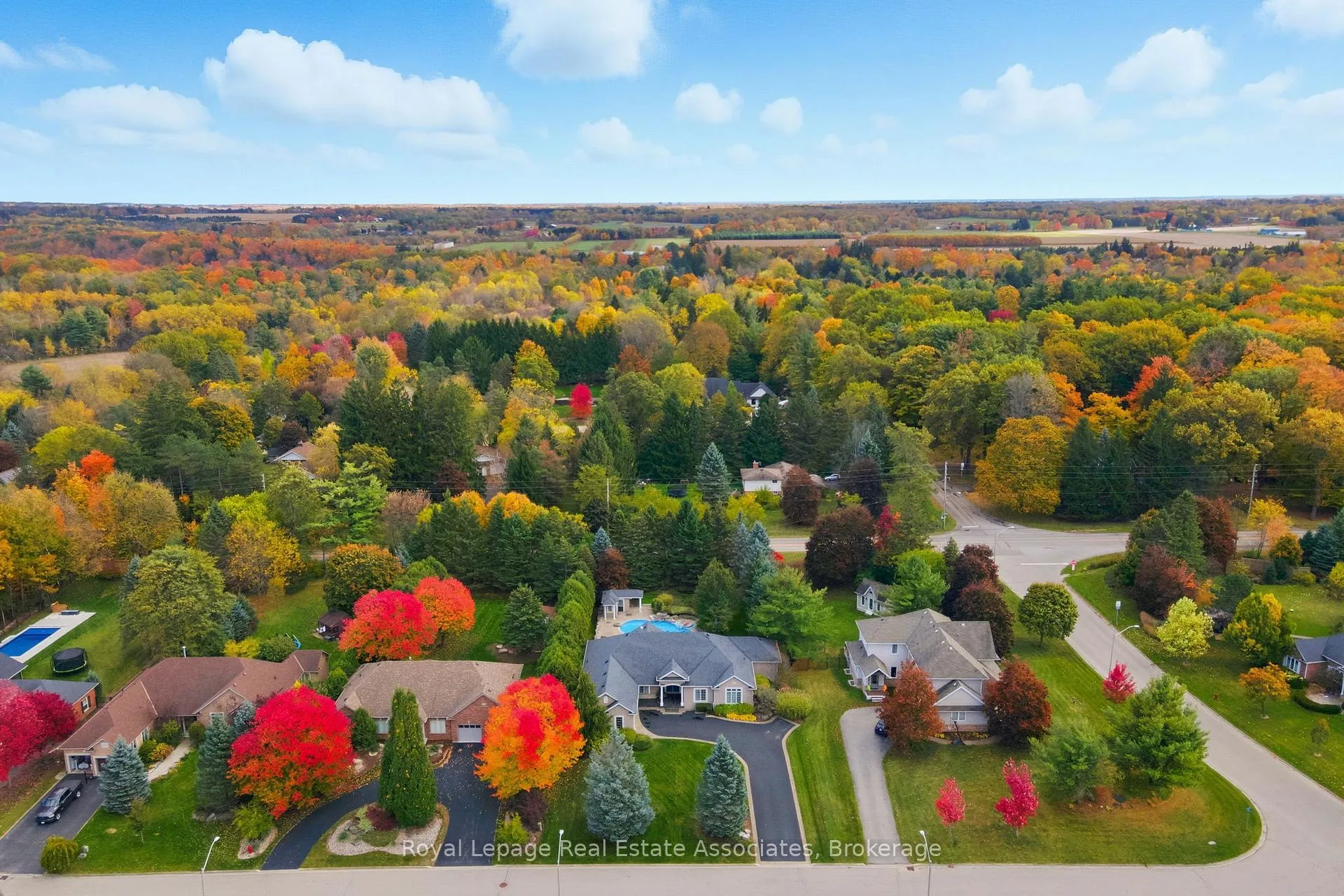 Photo 47 of 7 Appaloosa Trail, Hamilton, Carlisle — HOMEH