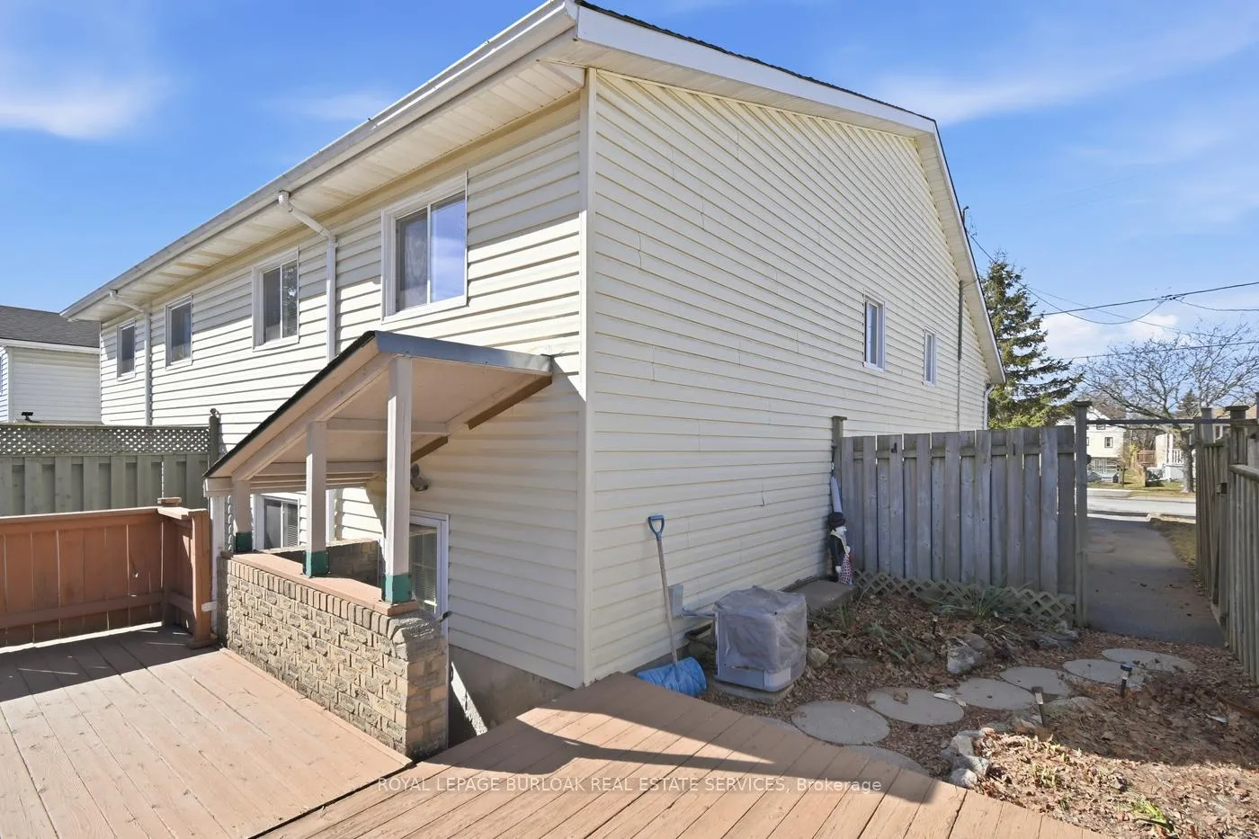 Front of Unit Lower, 113 Commercial Street