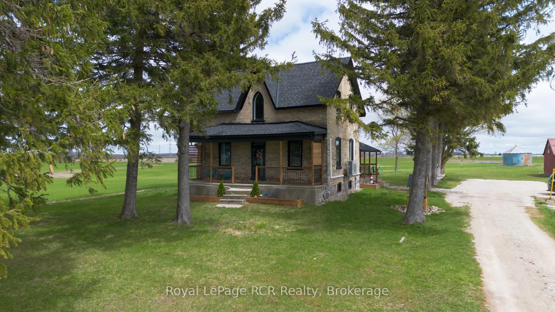 Photo 2 of 708 Concession 2, Kincardine — HOMEH