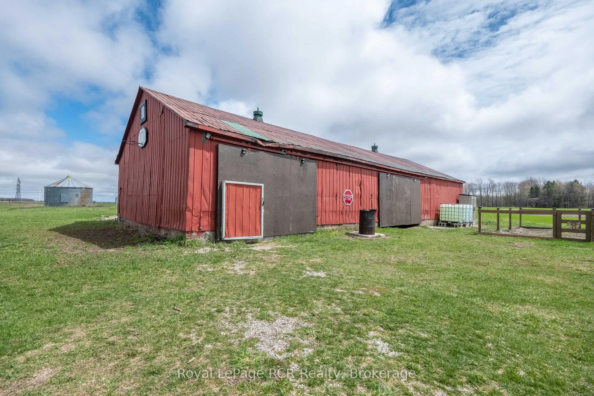 Photo 26 of 708 Concession 2, Kincardine — HOMEH
