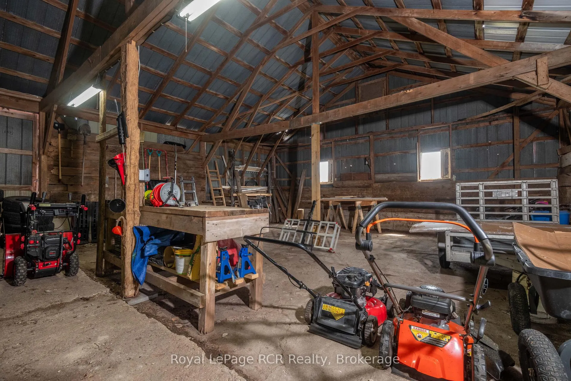 Photo 28 of 708 Concession 2, Kincardine — HOMEH