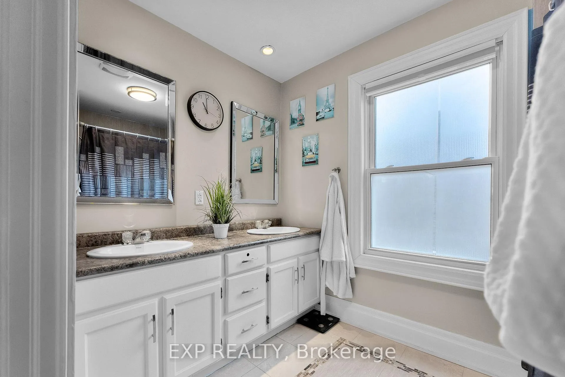 Photo 22 of 4292 Ferguson Street, Niagara Falls, Downtown — HOMEH