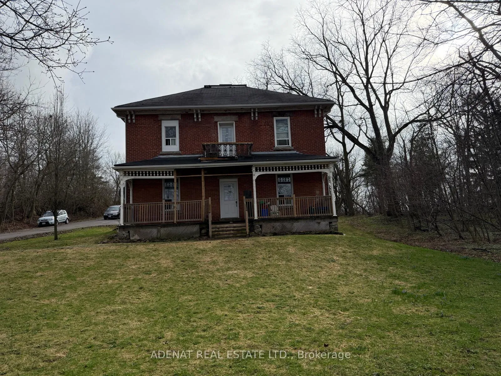 Front of Unit Bachl, 19734 Airport Road