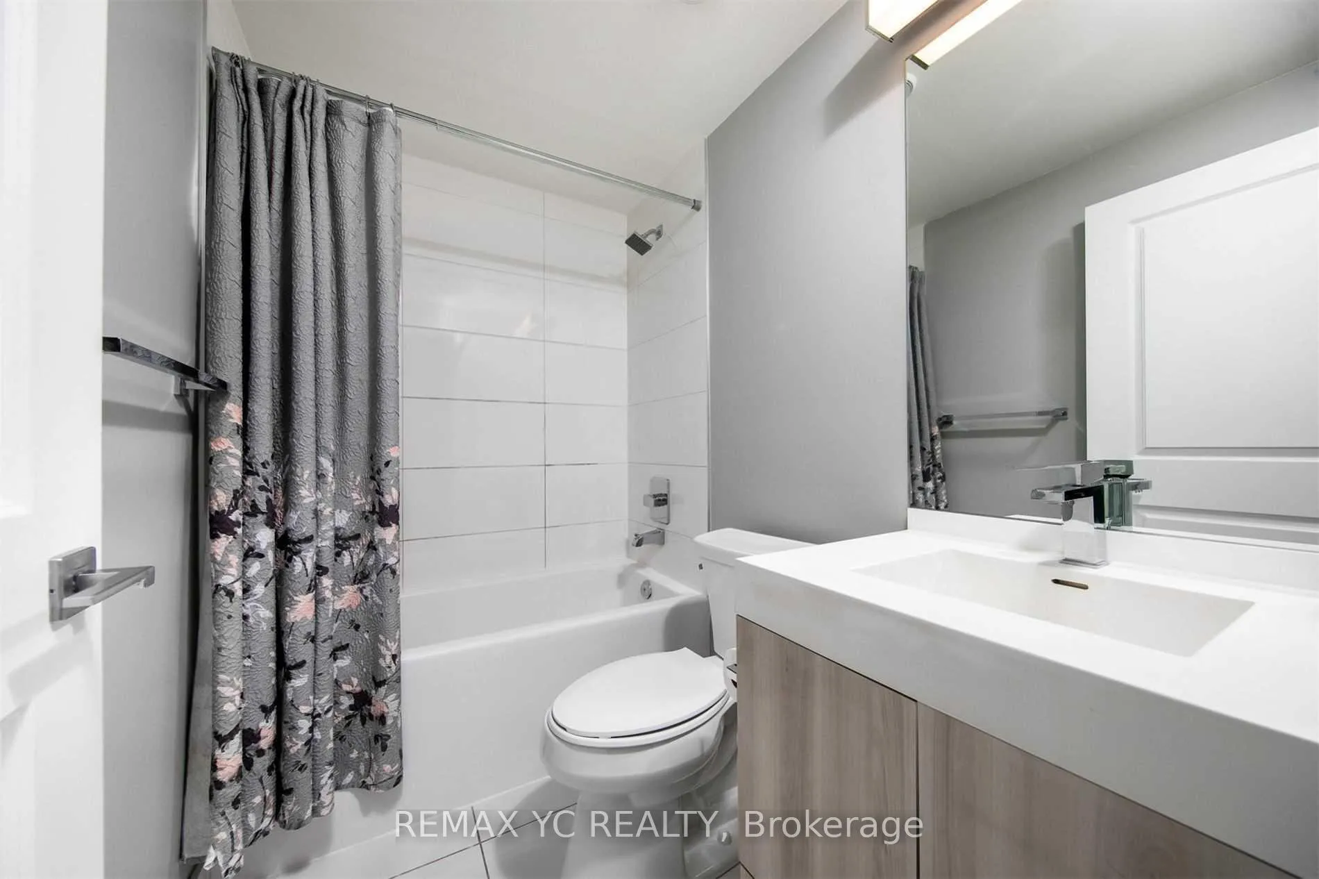 Photo 18 of Unit 806, 251 Jarvis Street, Toronto, Church-Yonge Corridor — HOMEH