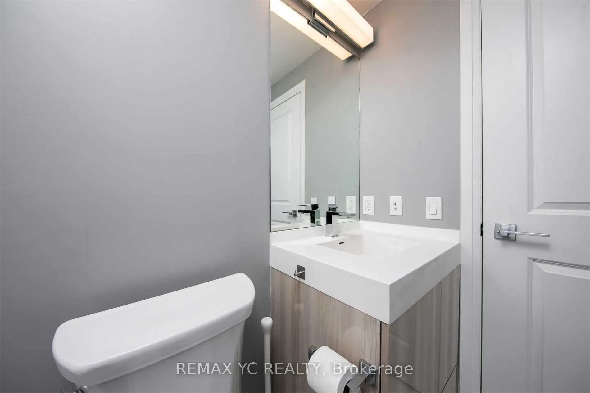 Photo 19 of Unit 806, 251 Jarvis Street, Toronto, Church-Yonge Corridor — HOMEH