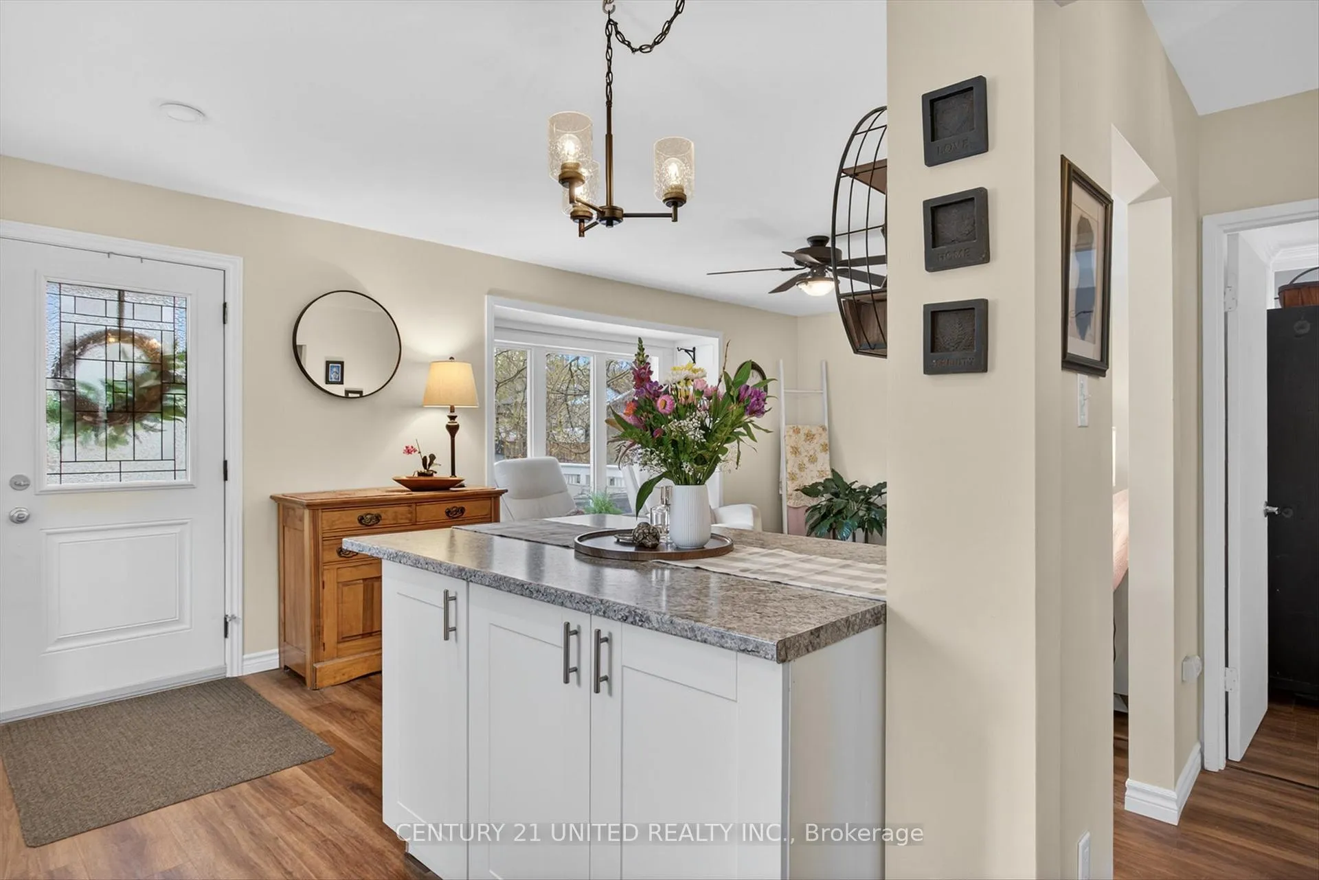 Photo 12 of 617 Simmons Avenue, Peterborough, Ashburnham Ward 4 — HOMEH