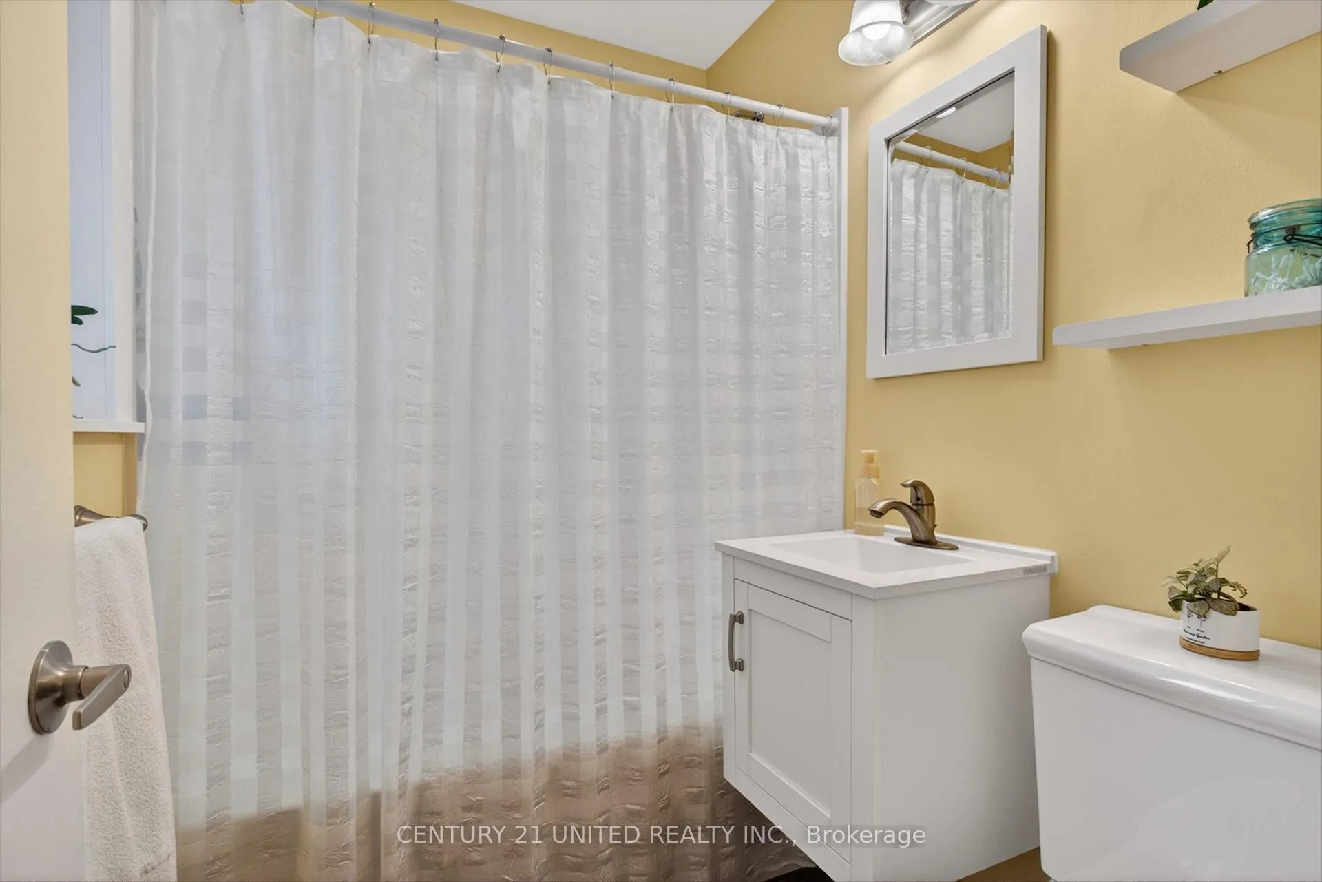 Photo 20 of 617 Simmons Avenue, Peterborough, Ashburnham Ward 4 — HOMEH