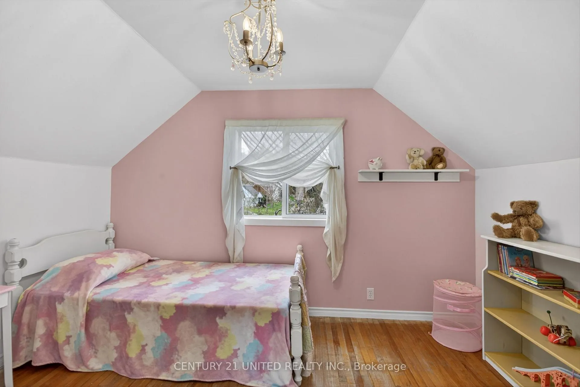 Photo 24 of 617 Simmons Avenue, Peterborough, Ashburnham Ward 4 — HOMEH