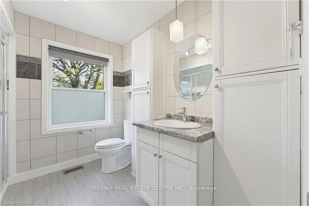 Photo 15 of 147 Churchill Drive, Cambridge — HOMEH