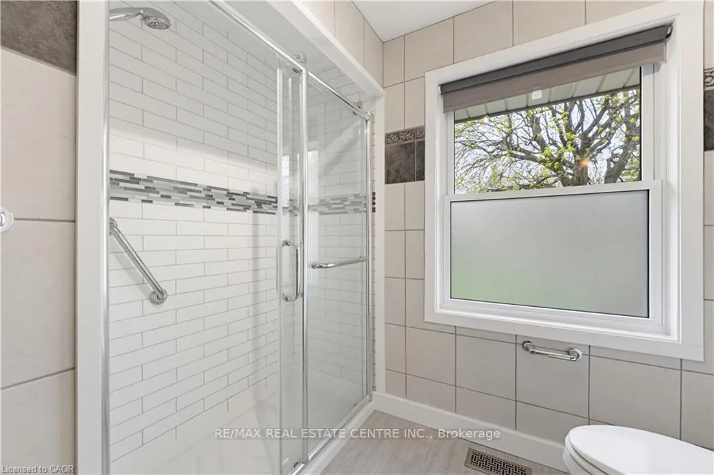Photo 16 of 147 Churchill Drive, Cambridge — HOMEH