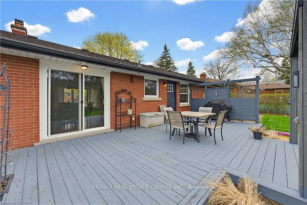 Photo 24 of 147 Churchill Drive, Cambridge — HOMEH