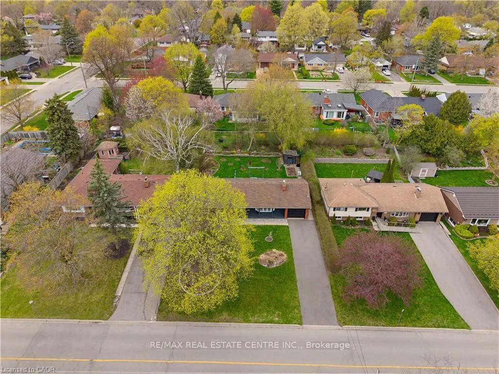 Photo 31 of 147 Churchill Drive, Cambridge — HOMEH