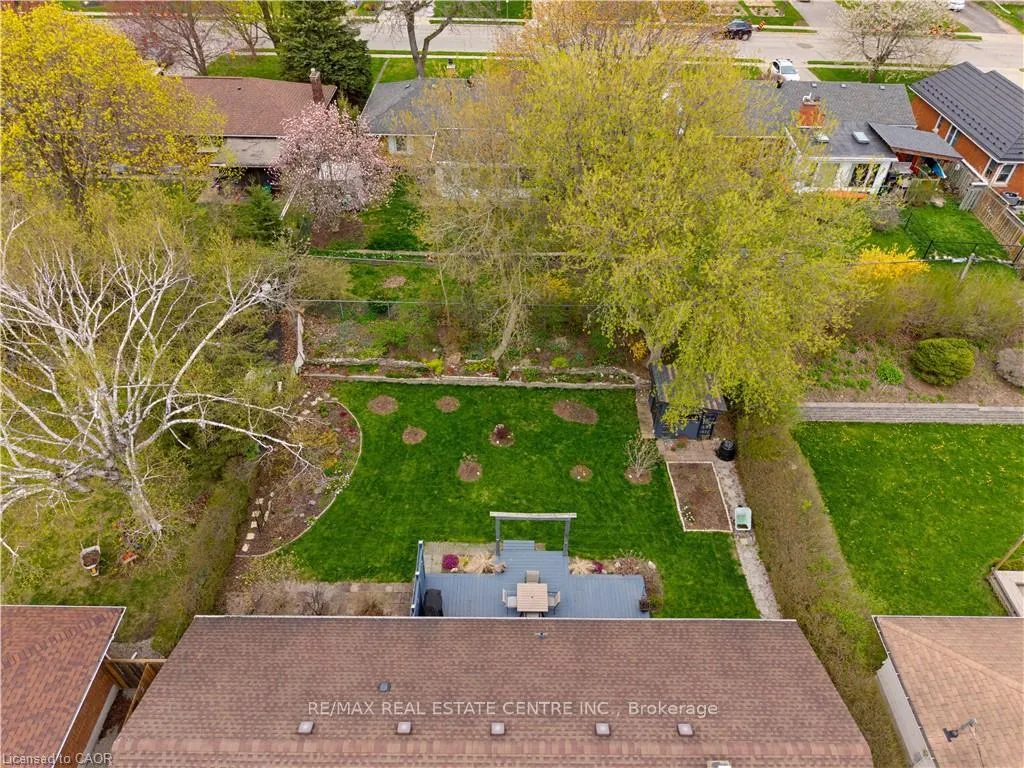 Photo 34 of 147 Churchill Drive, Cambridge — HOMEH
