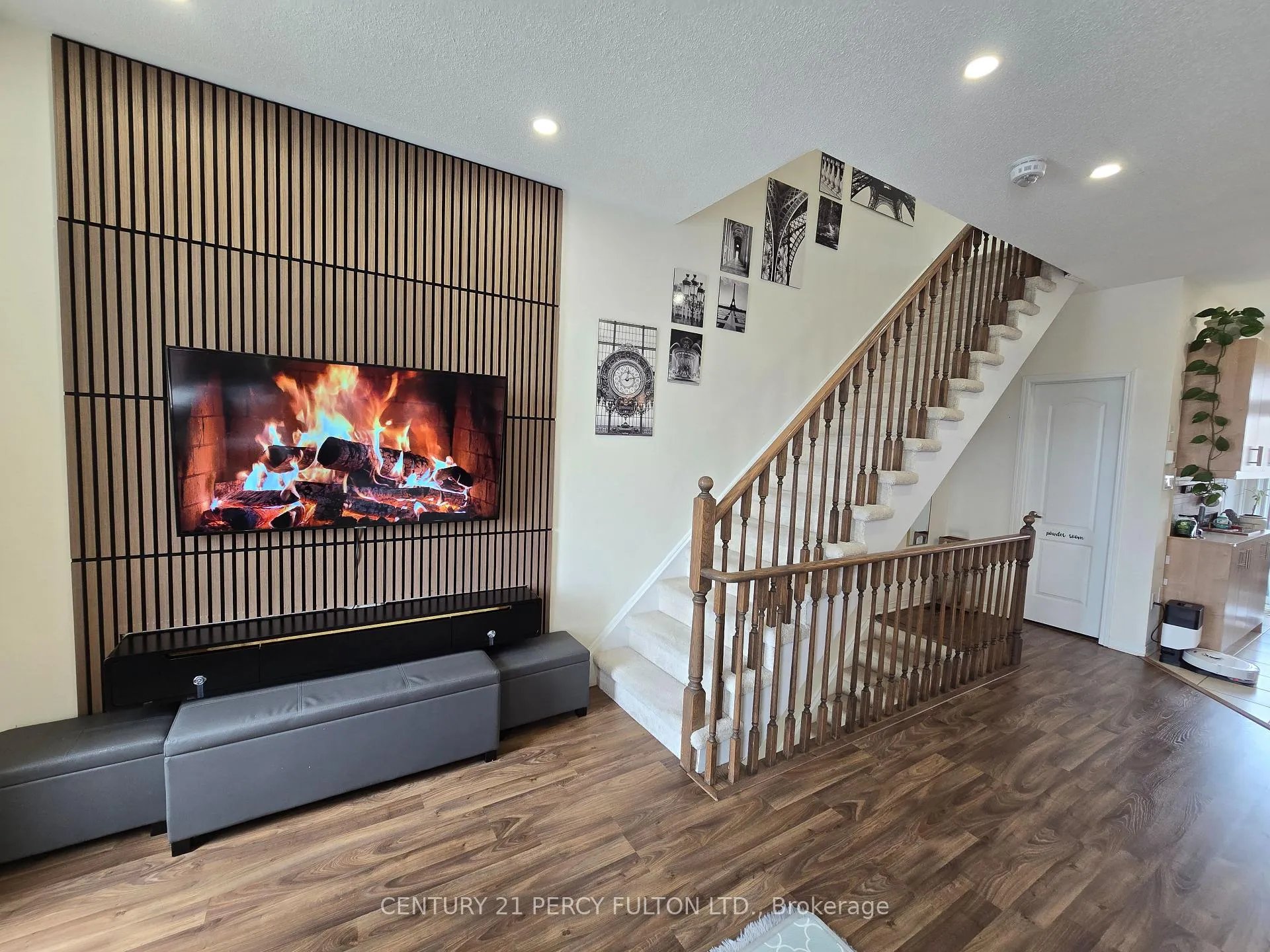 Photo 1 of 1389 Salem Road N, Ajax, Northeast Ajax — HOMEH
