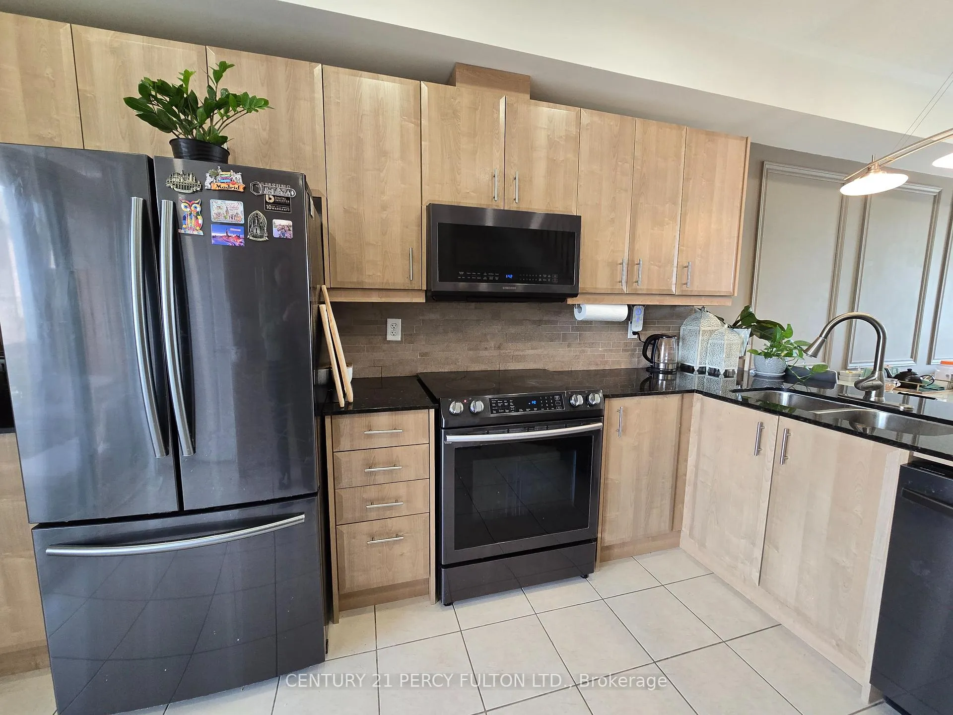 Photo 3 of 1389 Salem Road N, Ajax, Northeast Ajax — HOMEH
