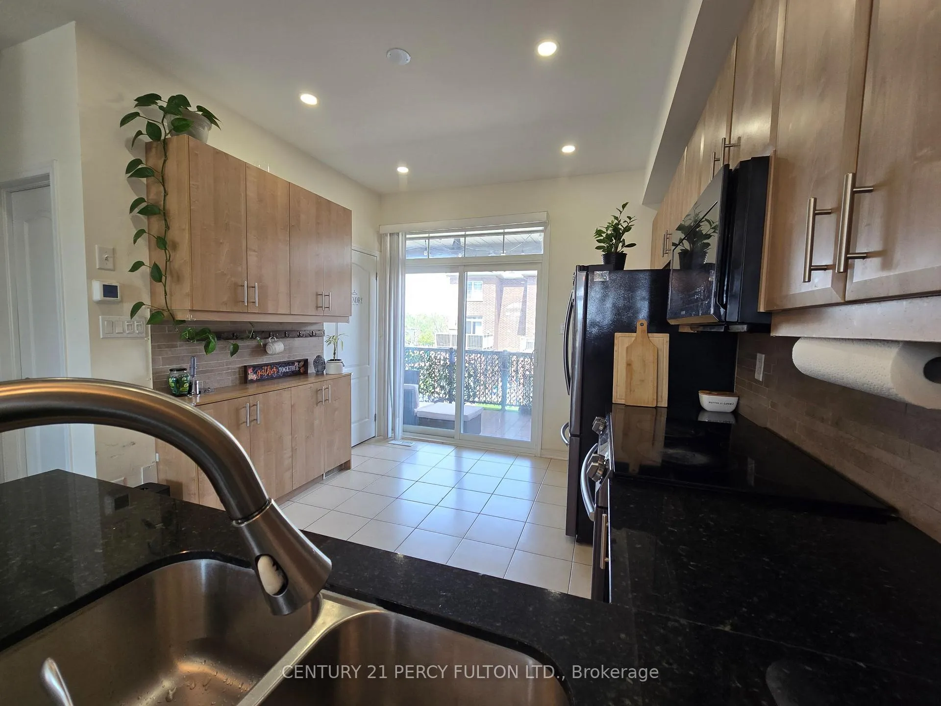 Photo 6 of 1389 Salem Road N, Ajax, Northeast Ajax — HOMEH