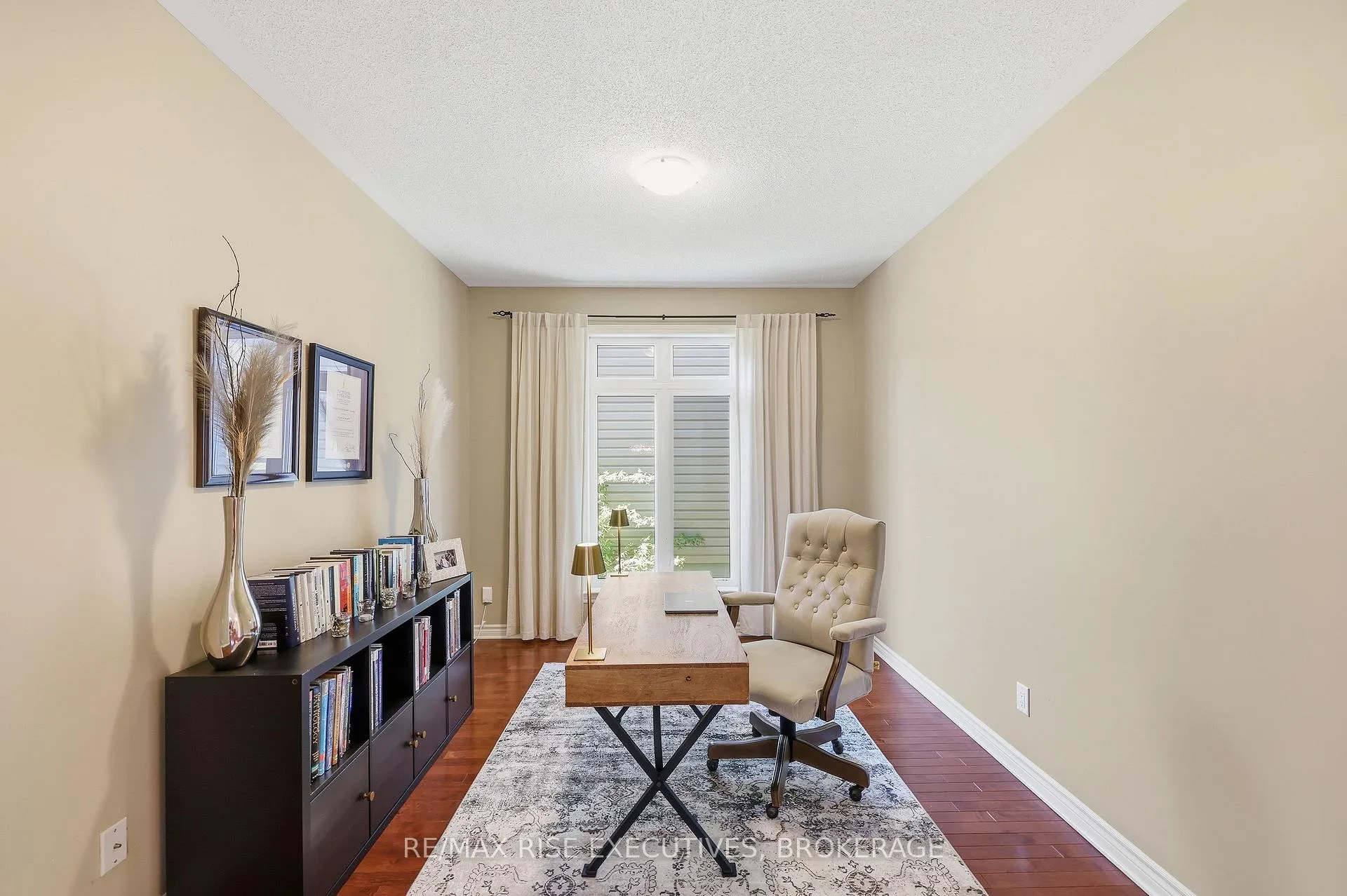 Photo 10 of 1365 Waterside Way, Kingston, Kingston East (Incl Barret Crt) — HOMEH