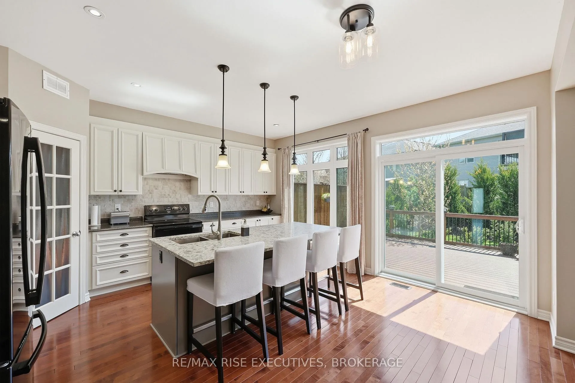 Photo 12 of 1365 Waterside Way, Kingston, Kingston East (Incl Barret Crt) — HOMEH
