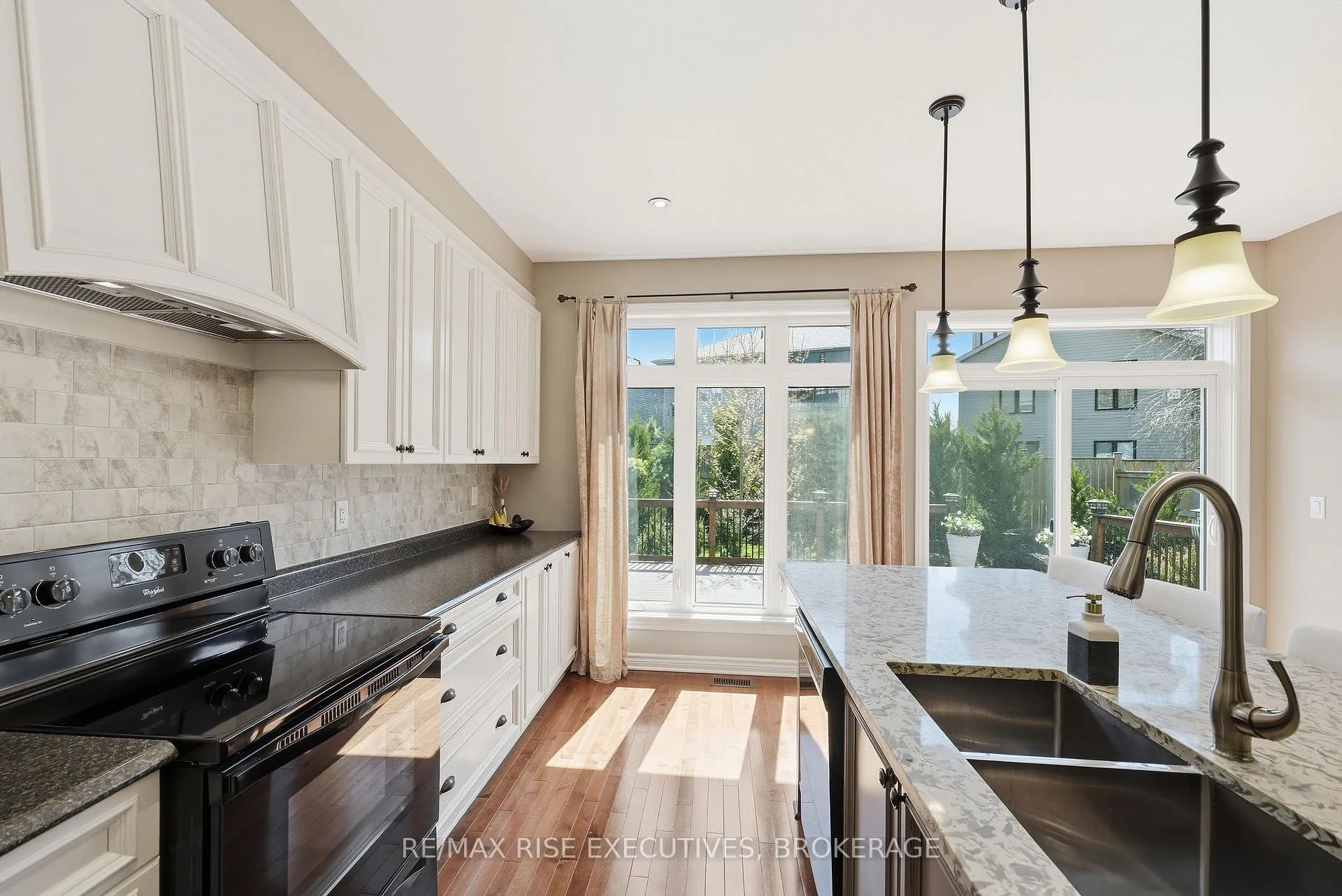 Photo 16 of 1365 Waterside Way, Kingston, Kingston East (Incl Barret Crt) — HOMEH