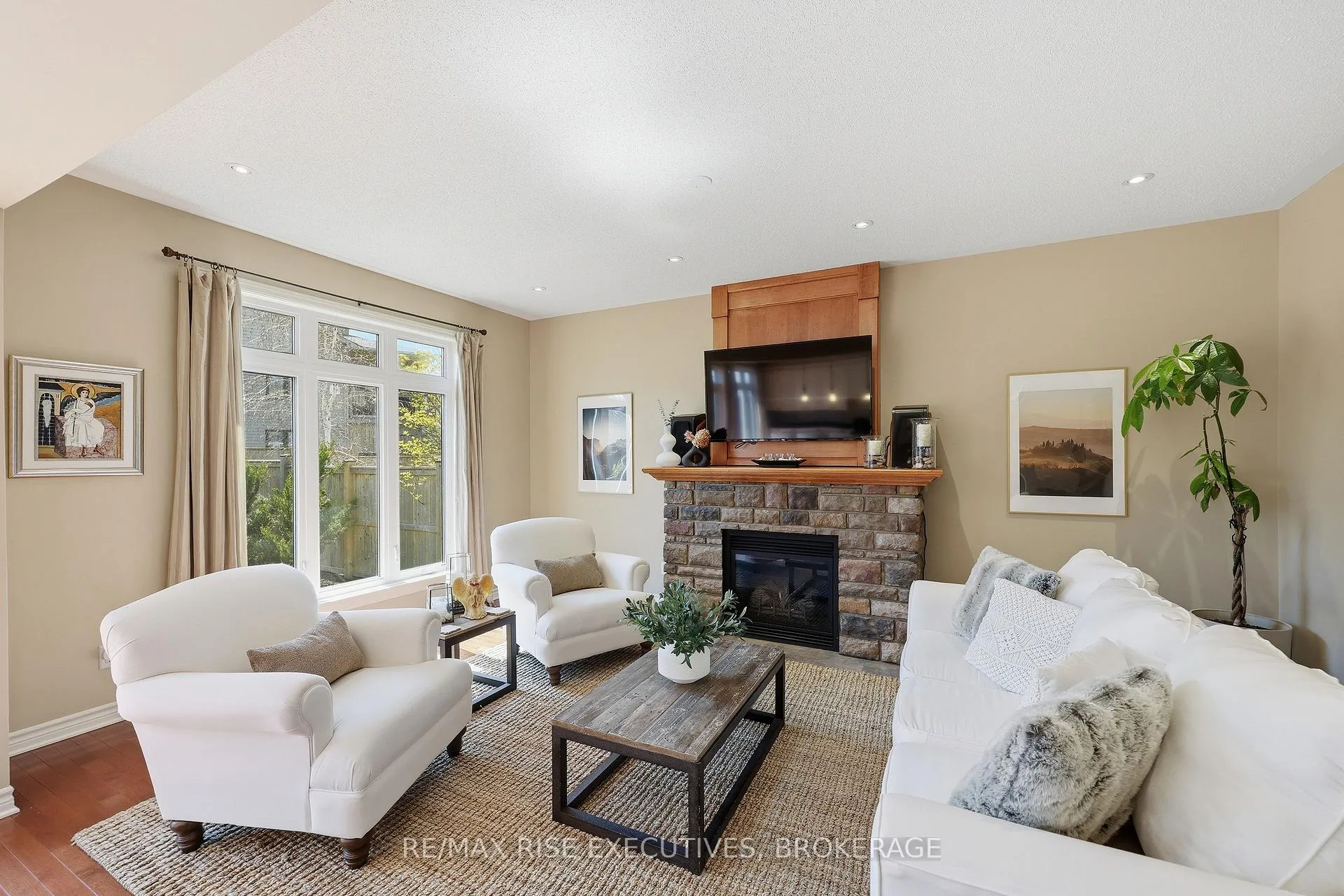 Photo 19 of 1365 Waterside Way, Kingston, Kingston East (Incl Barret Crt) — HOMEH