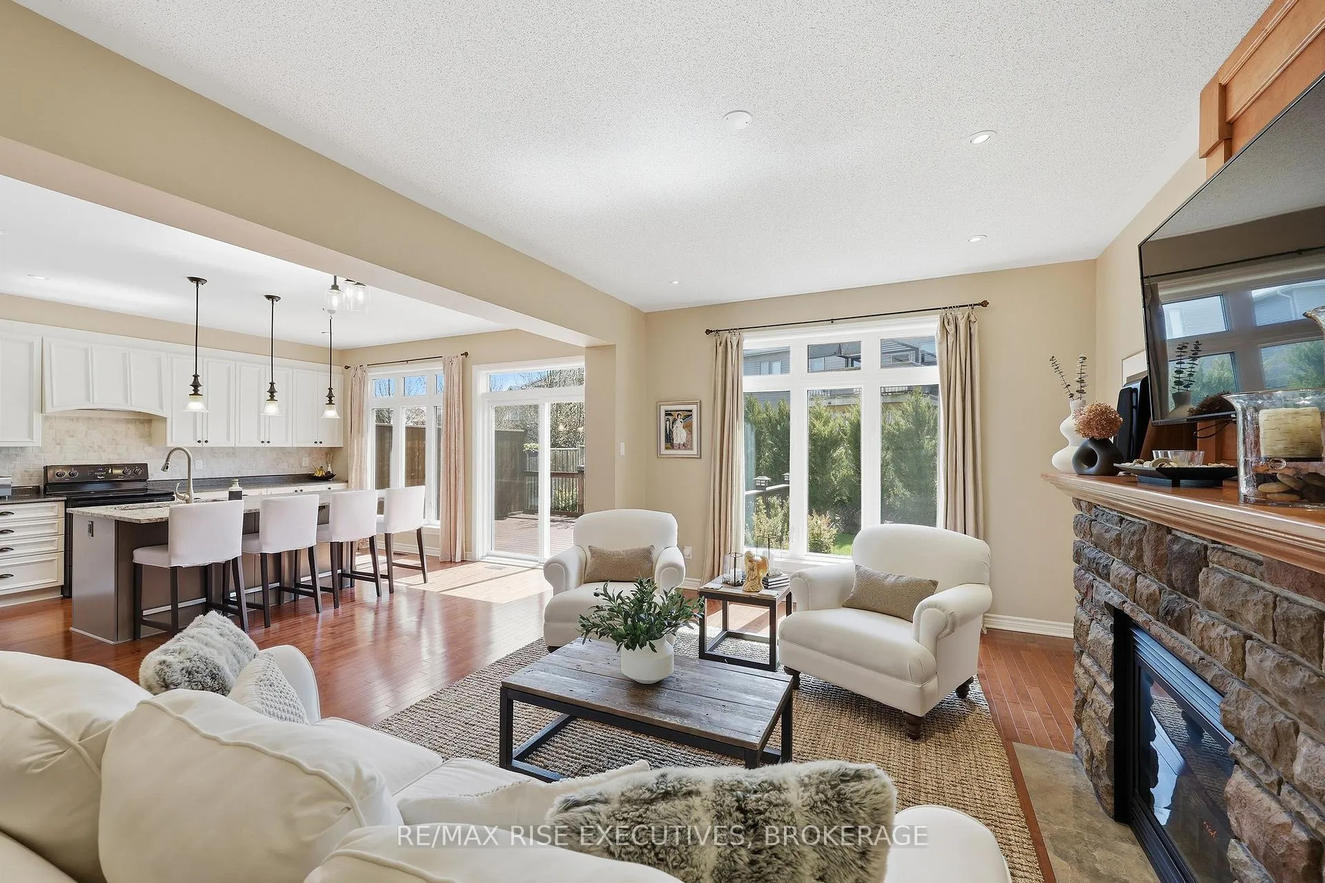 Photo 20 of 1365 Waterside Way, Kingston, Kingston East (Incl Barret Crt) — HOMEH